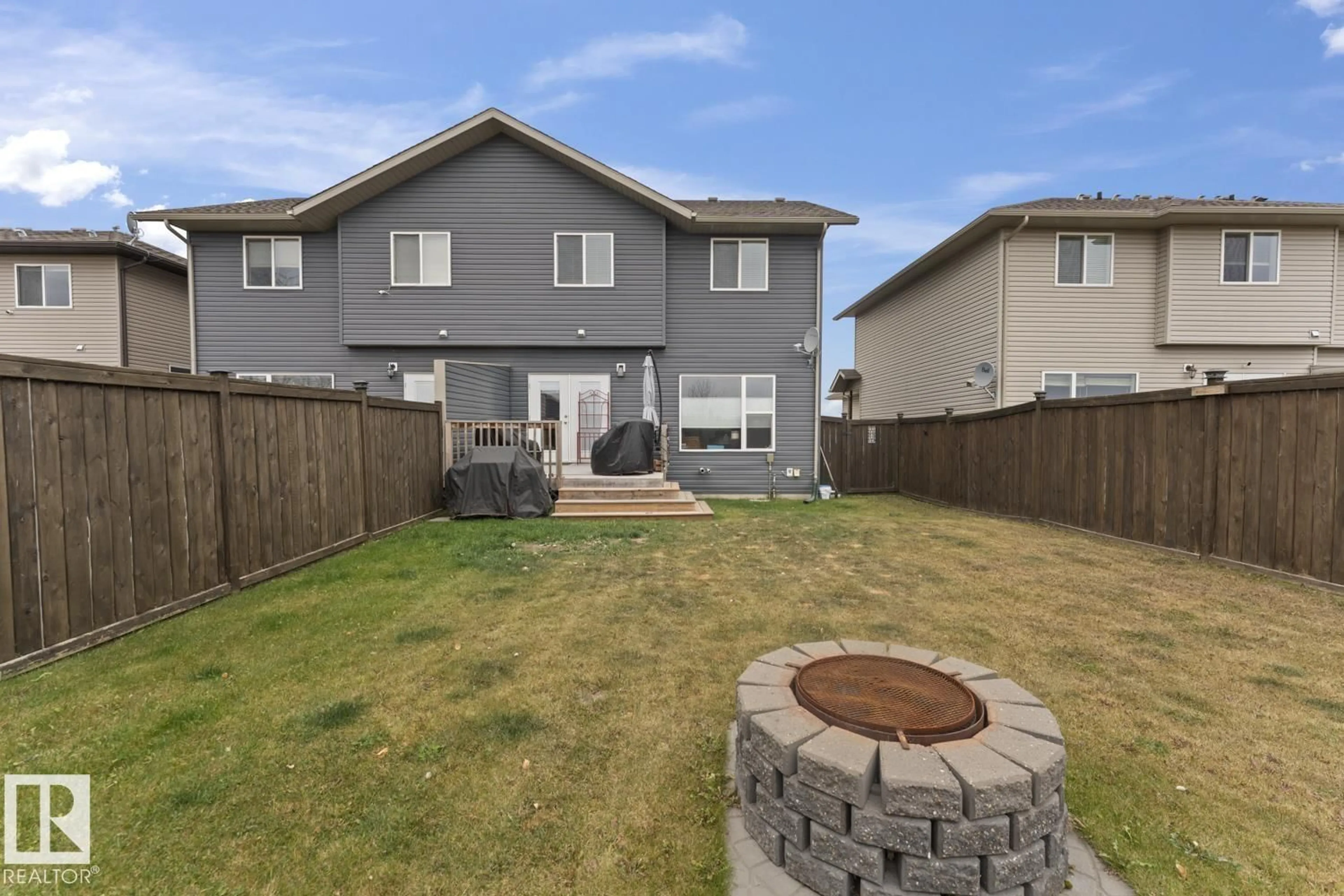 A pic from outside/outdoor area/front of a property/back of a property/a pic from drone, street for B - 6803 47 ST, Cold Lake Alberta T9M0B1
