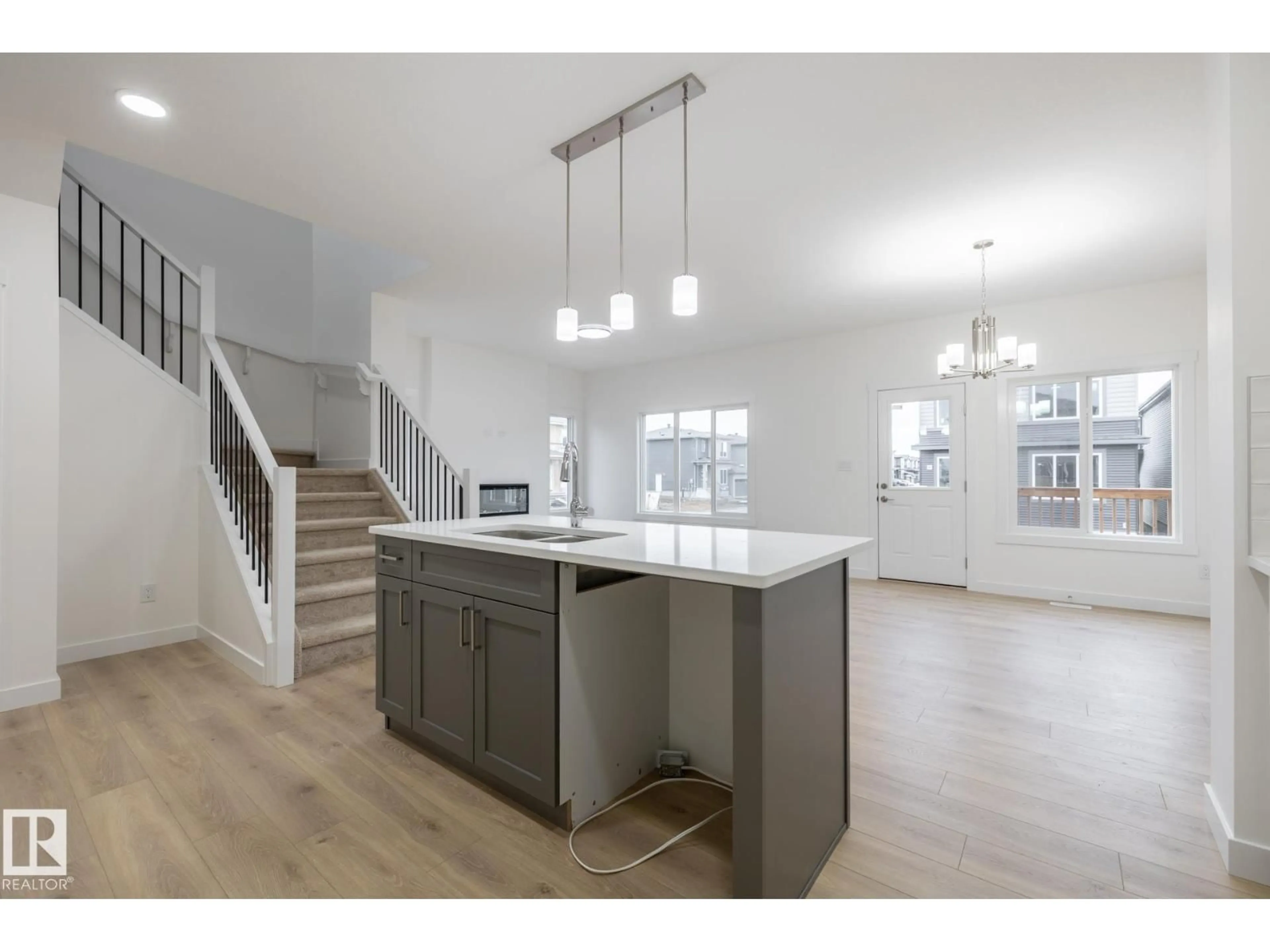 Open concept kitchen, unknown for 5264 KINNEY PL, Edmonton Alberta T6W1A8
