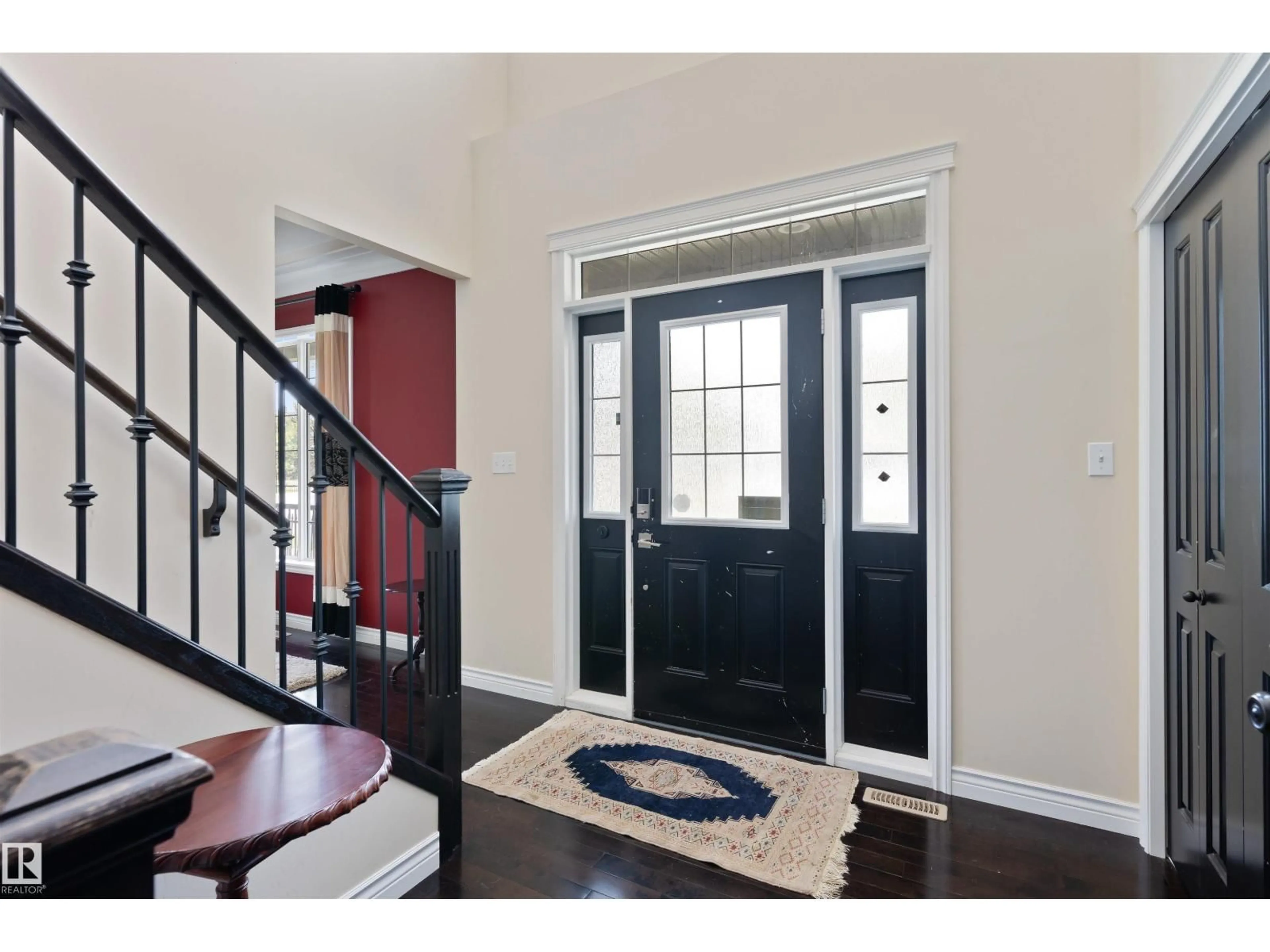 Indoor entryway for 10416 99 ST, Morinville Alberta T8R0C1