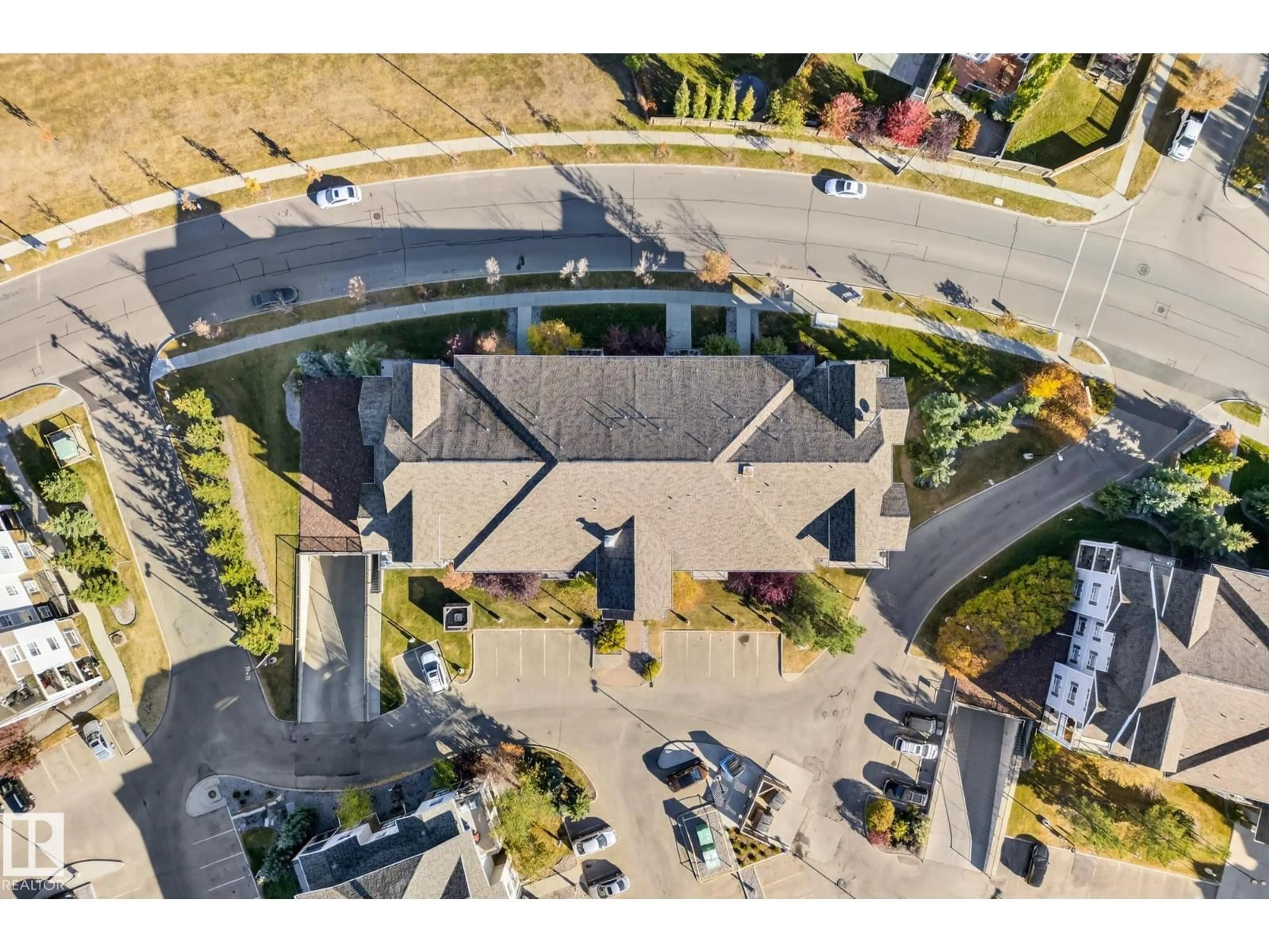A pic from outside/outdoor area/front of a property/back of a property/a pic from drone, unknown for 4101 SOUTH TERWILLEGAR DR, Edmonton Alberta T6R0L7