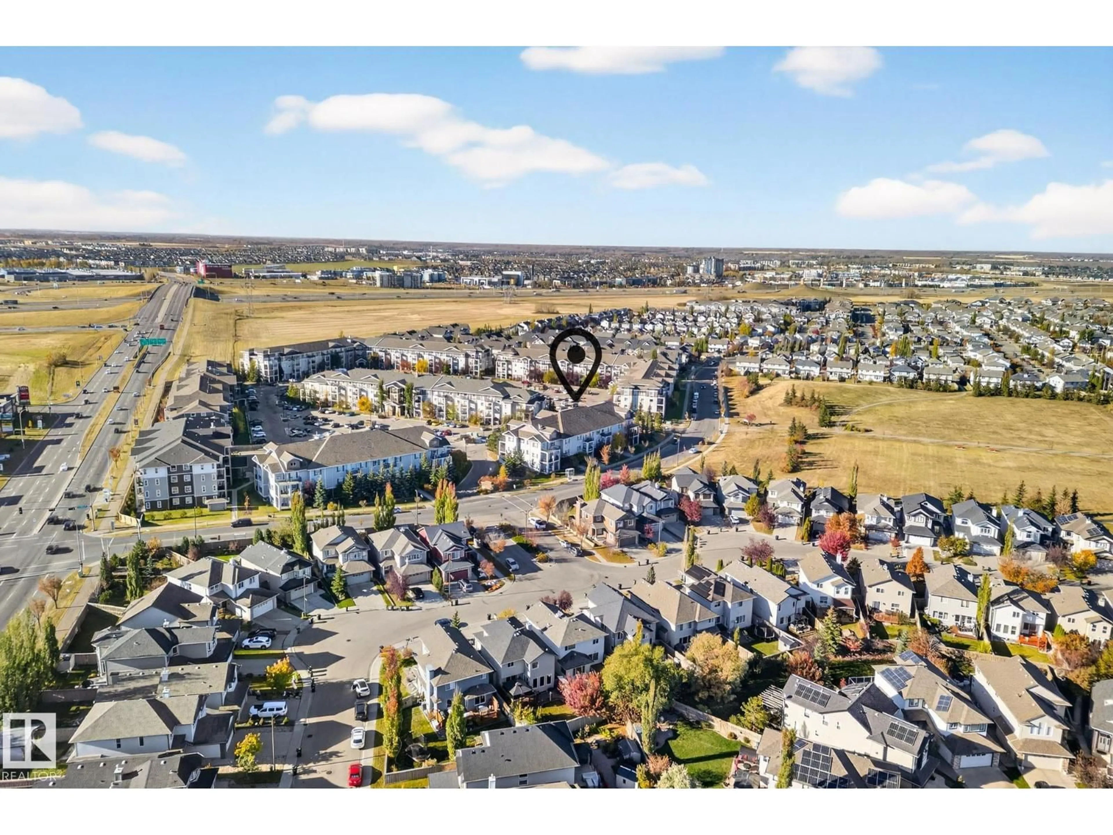 A pic from outside/outdoor area/front of a property/back of a property/a pic from drone, unknown for 4101 SOUTH TERWILLEGAR DR, Edmonton Alberta T6R0L7