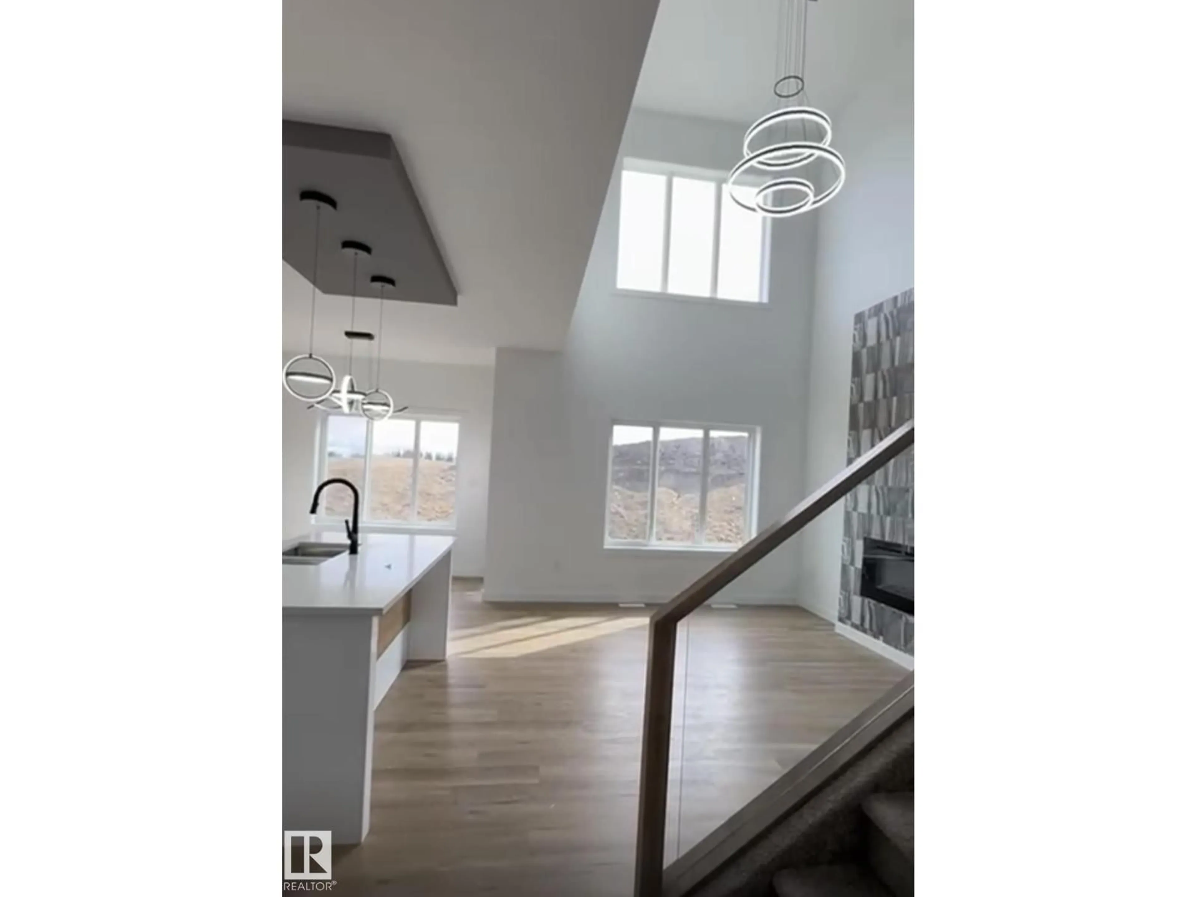 Indoor entryway for 3905 36 ST, Beaumont Alberta T4X3H2
