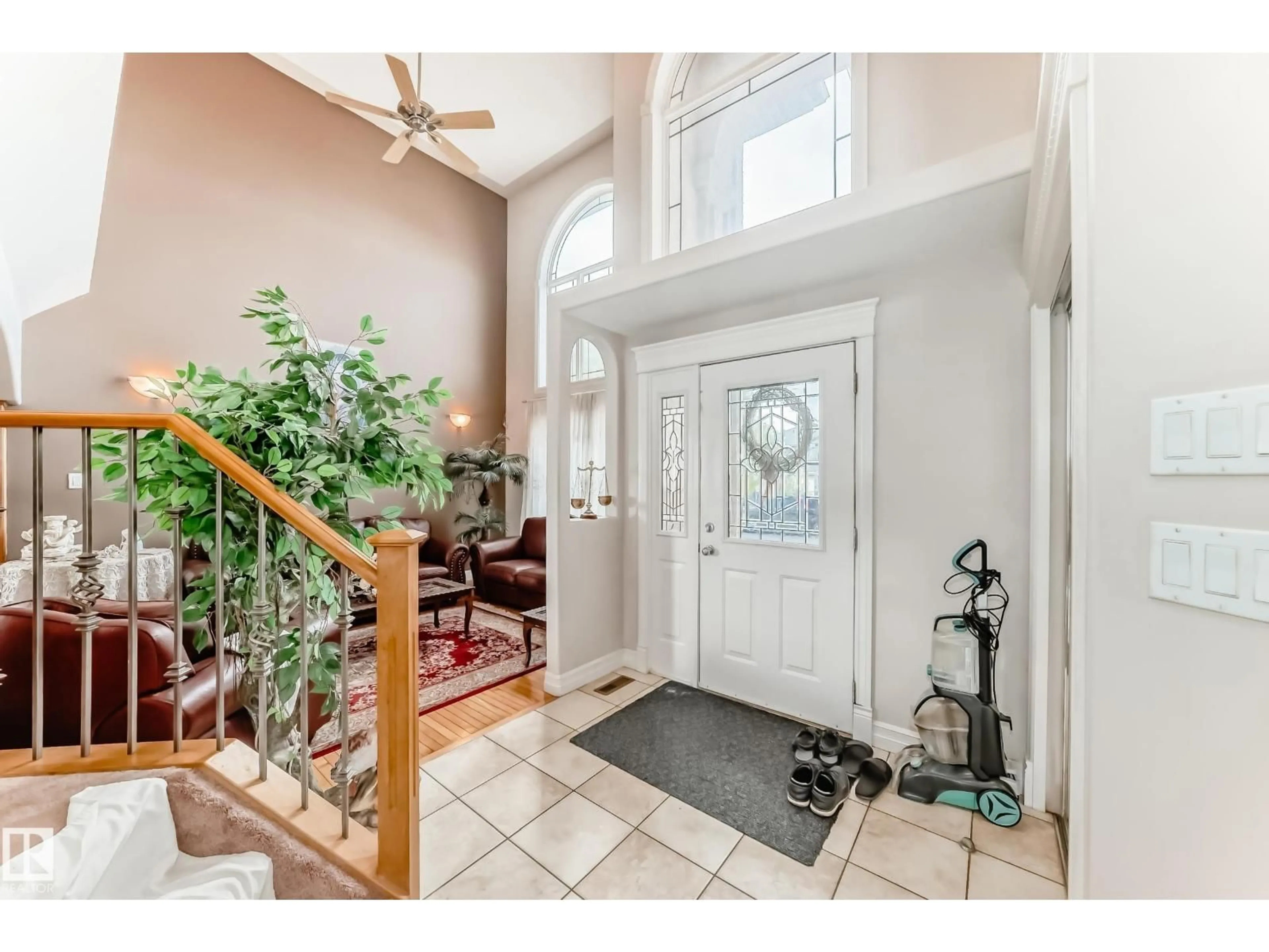 Indoor entryway for NW - 1525 HASWELL CL, Edmonton Alberta T6R3J4