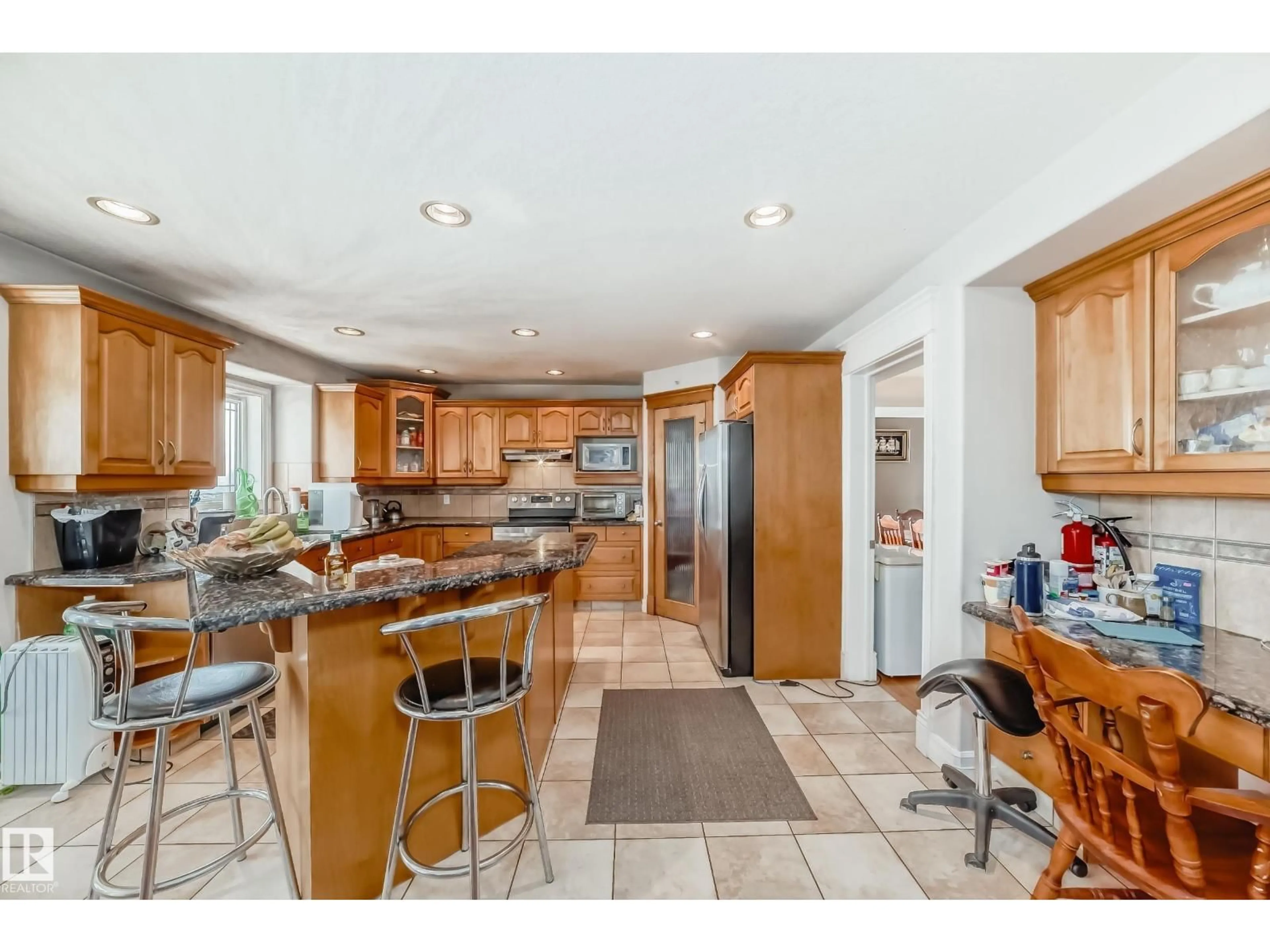 Open concept kitchen, ceramic/tile floor for NW - 1525 HASWELL CL, Edmonton Alberta T6R3J4