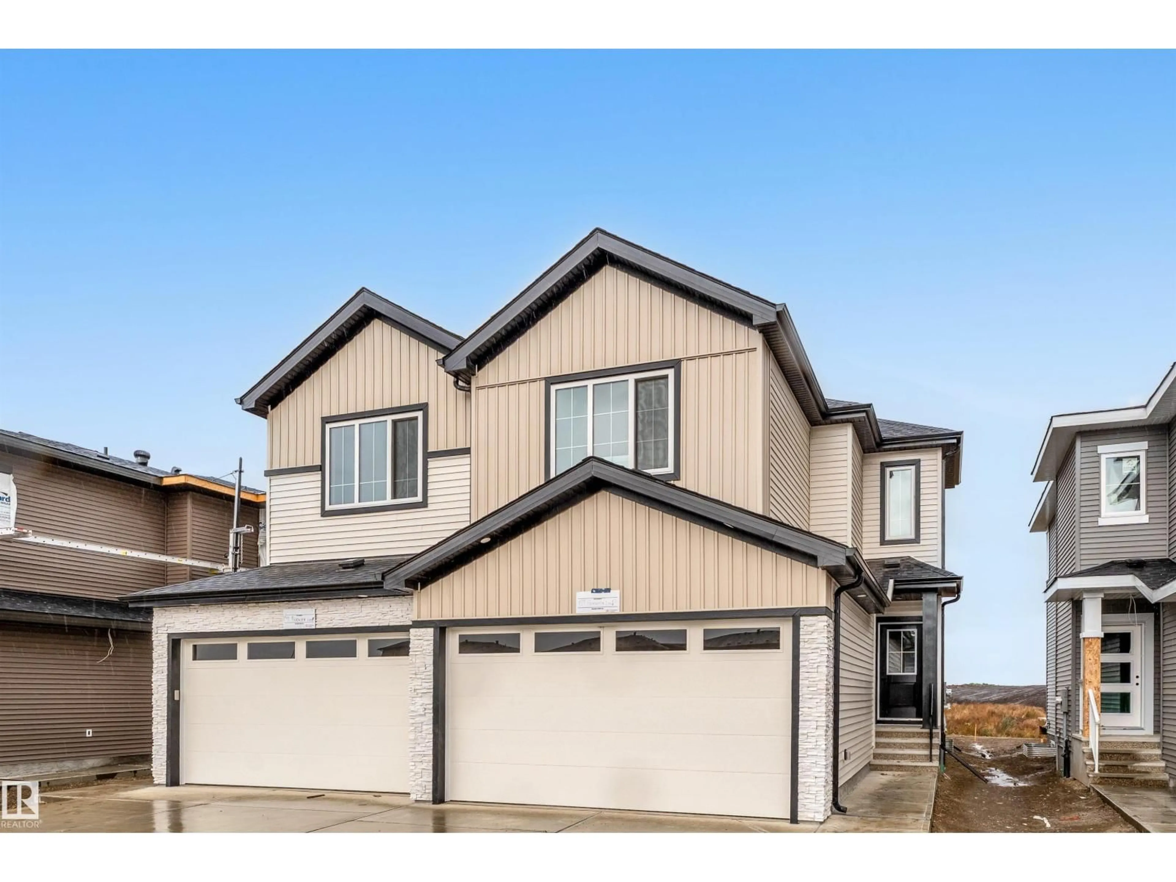 Home with vinyl exterior material, street for 139 PIERWYCK LO, Spruce Grove Alberta T7X3W1