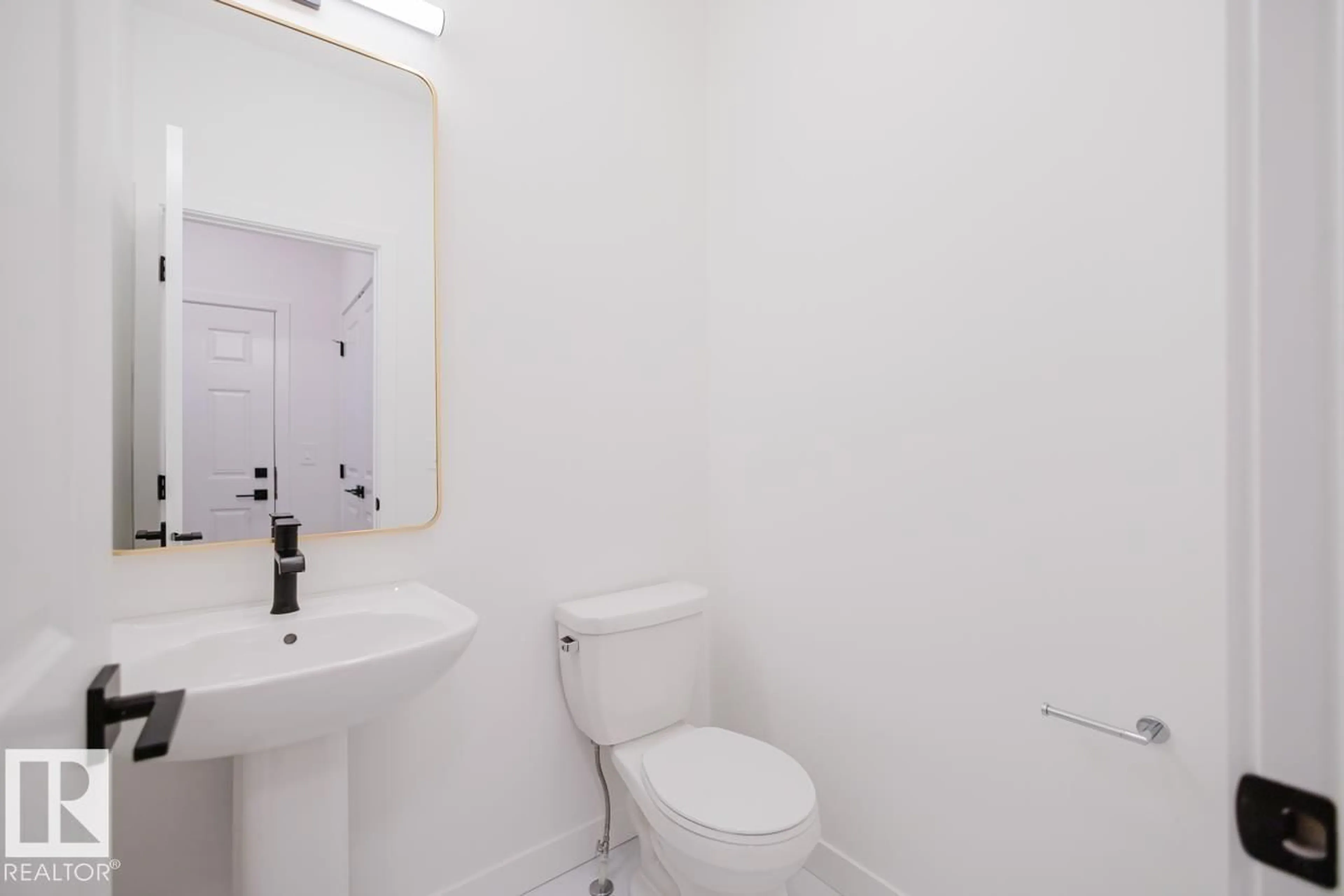 Standard bathroom, floor is not visible for SW - 8219 KIRIAK LO, Edmonton Alberta T6M3E4