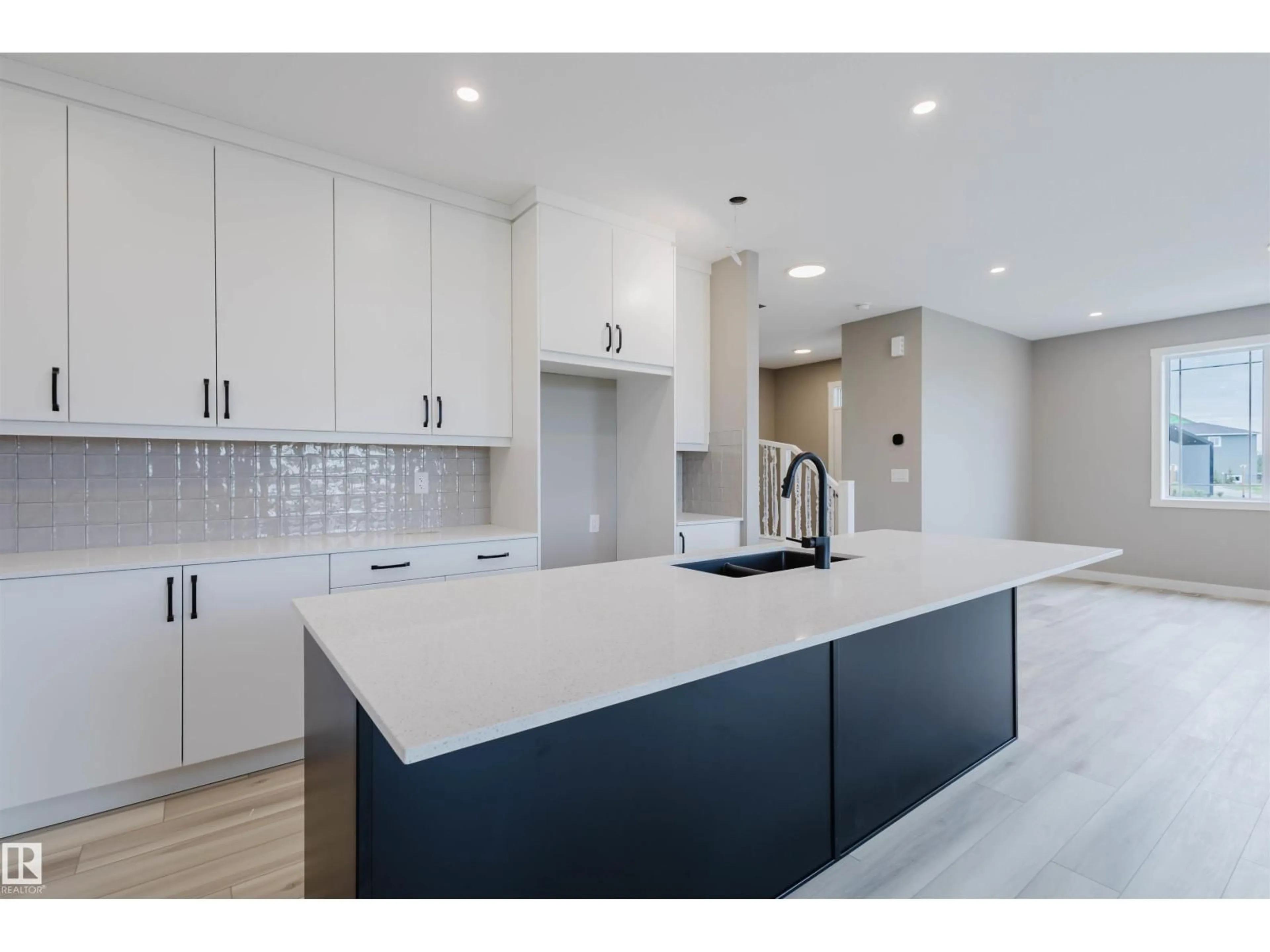 Open concept kitchen, ceramic/tile floor for 1091 OLD MAN CREEK BV, Sherwood Park Alberta T8H3B4