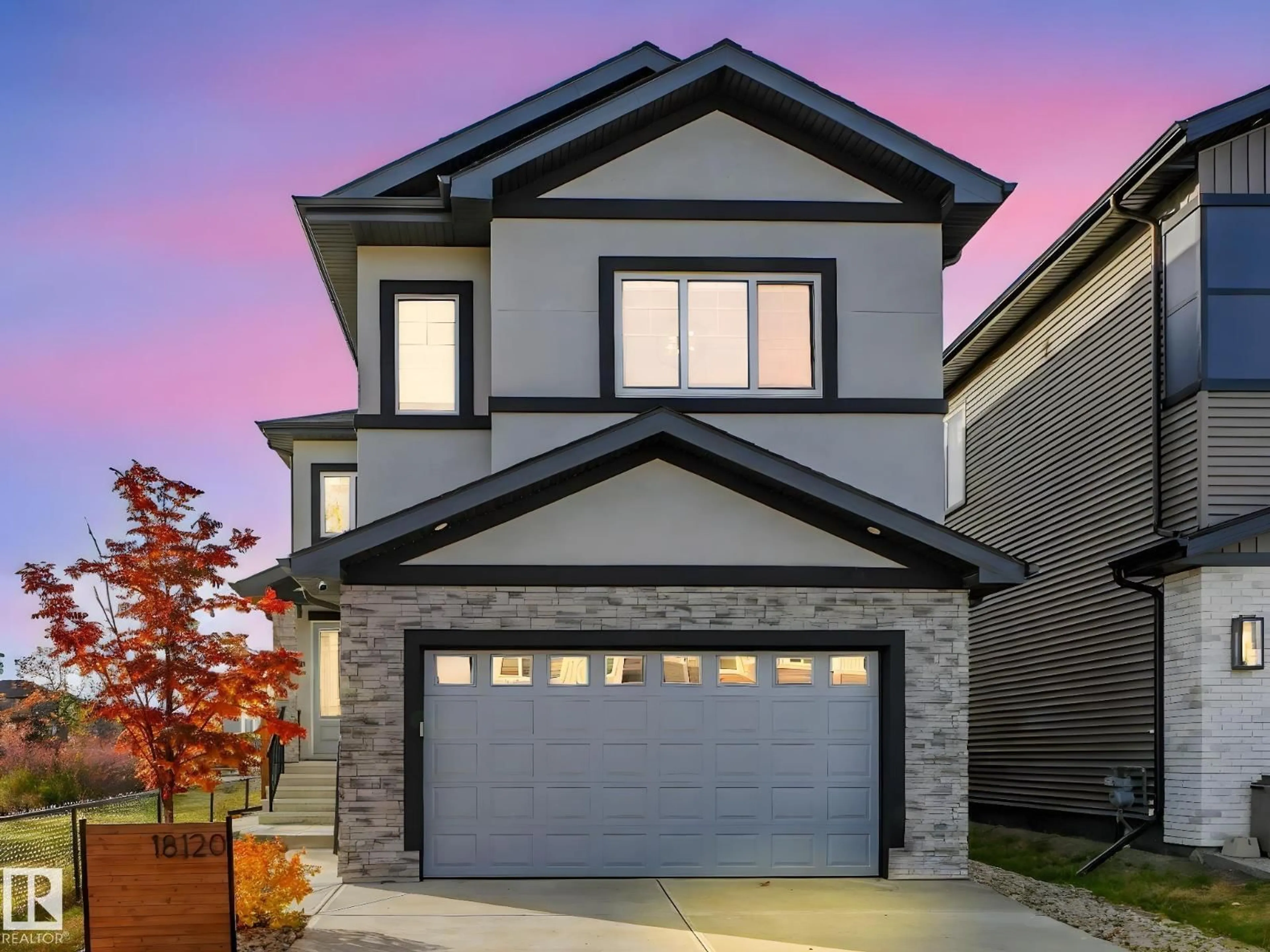 Home with vinyl exterior material, street for 18120 89 ST, Edmonton Alberta T5Z0S8
