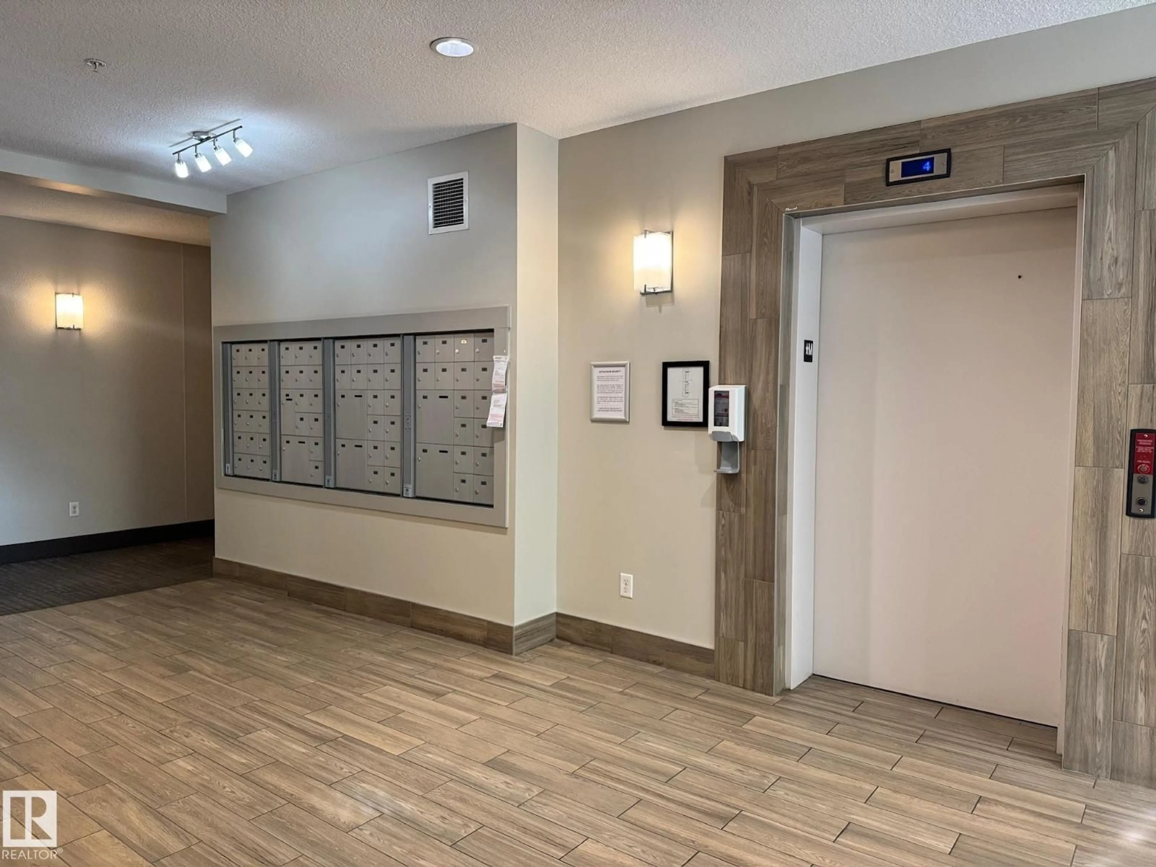 Indoor foyer for 508 - 218 GRIESBACH PR, Edmonton Alberta T5E6V9