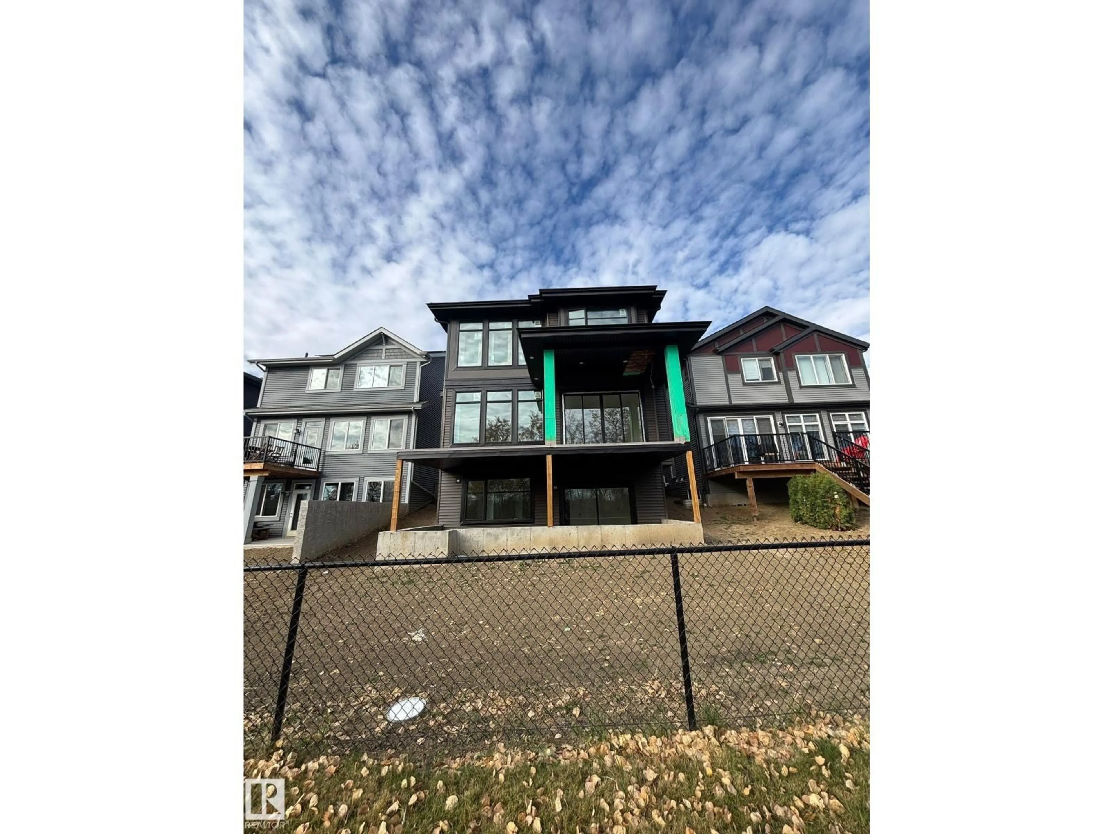 A pic from outside/outdoor area/front of a property/back of a property/a pic from drone, building for SW - 3083 158 ST, Edmonton Alberta T6W5H5