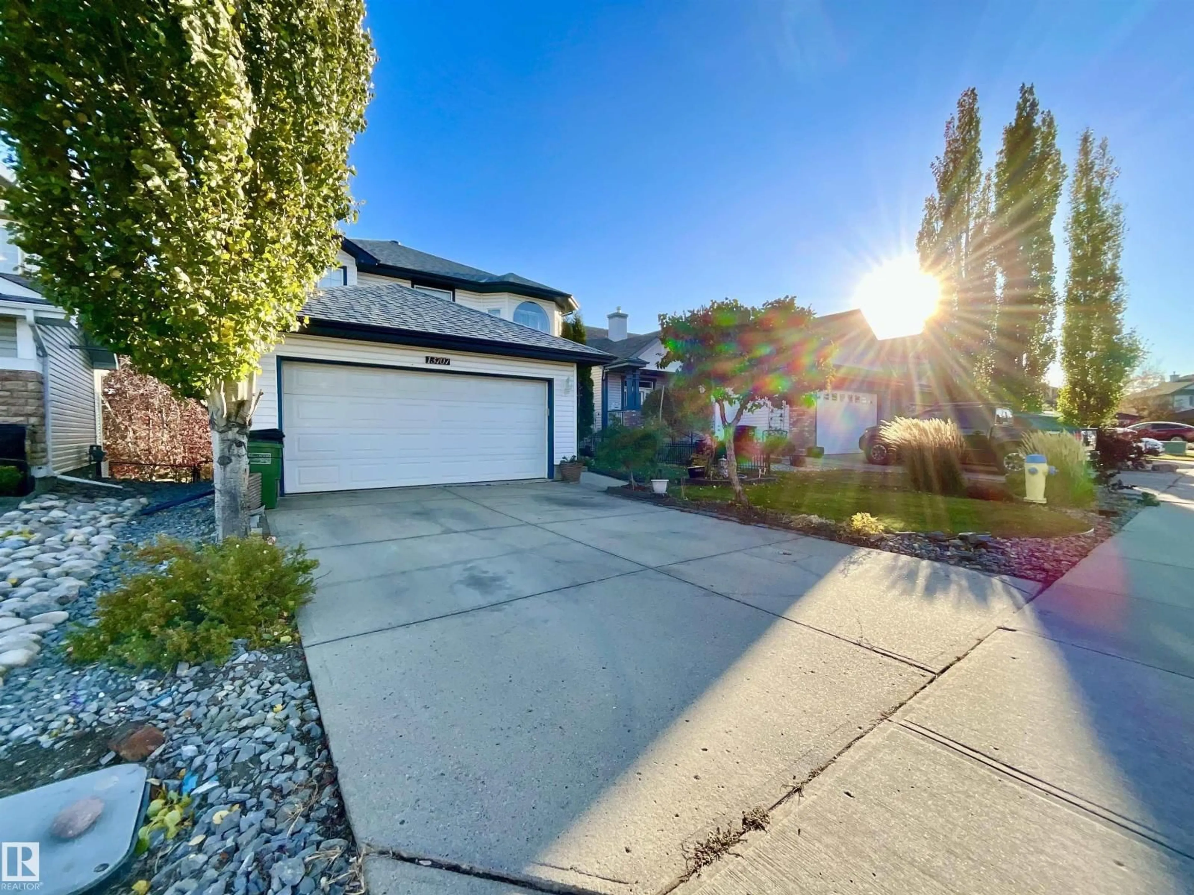 A pic from outside/outdoor area/front of a property/back of a property/a pic from drone, street for 13707 149 AV, Edmonton Alberta T6V1R2