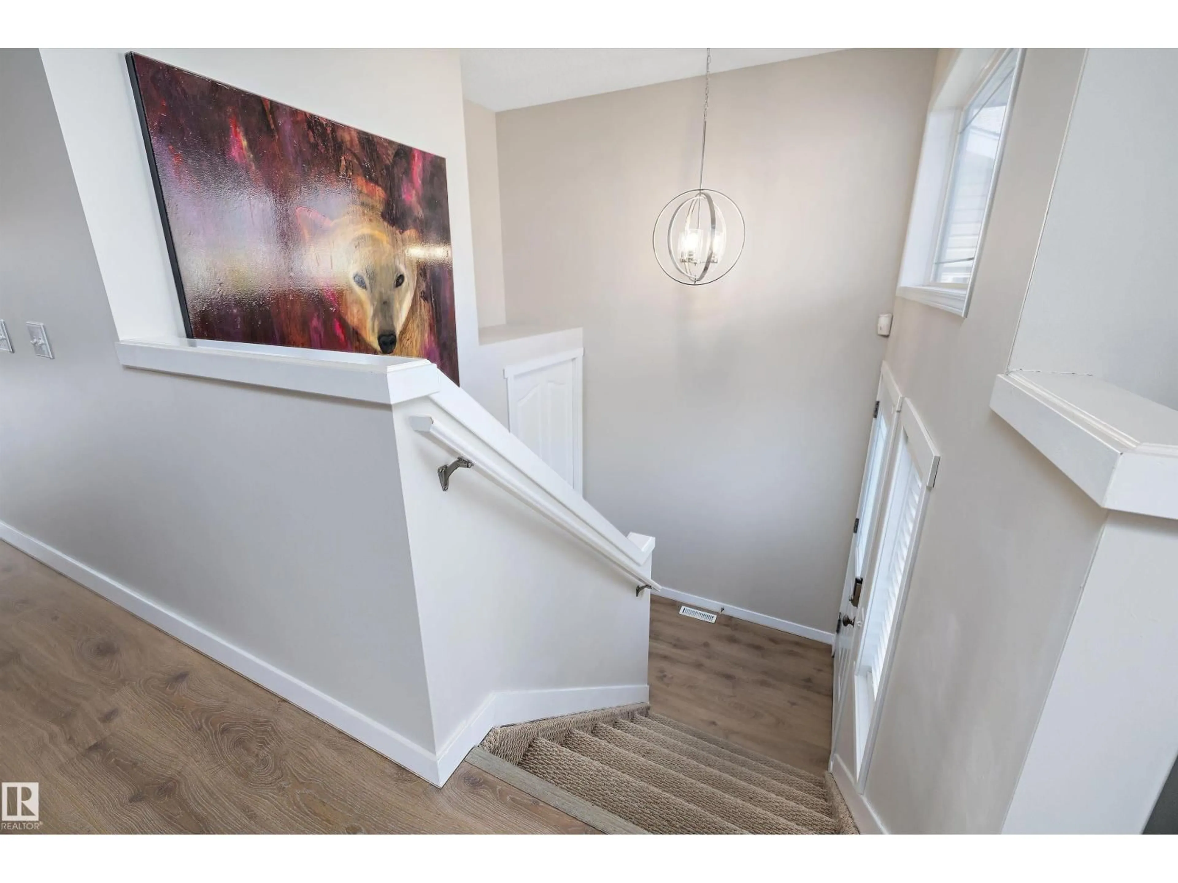 Unknown for 3019 33 AV, Edmonton Alberta T6T1X2