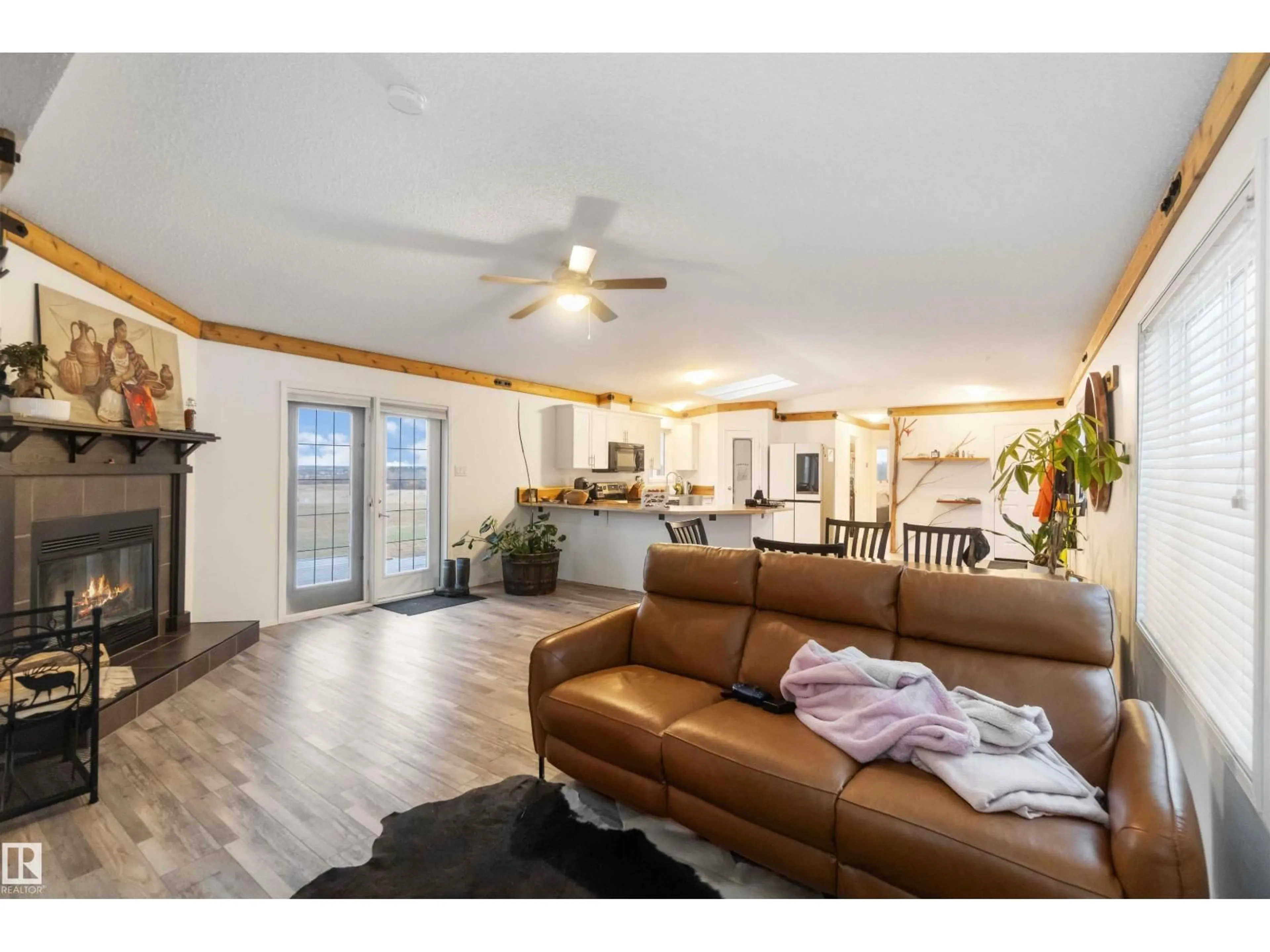 Unknown for 53273 RGE ROAD 215, Rural Strathcona County Alberta T8E2B4