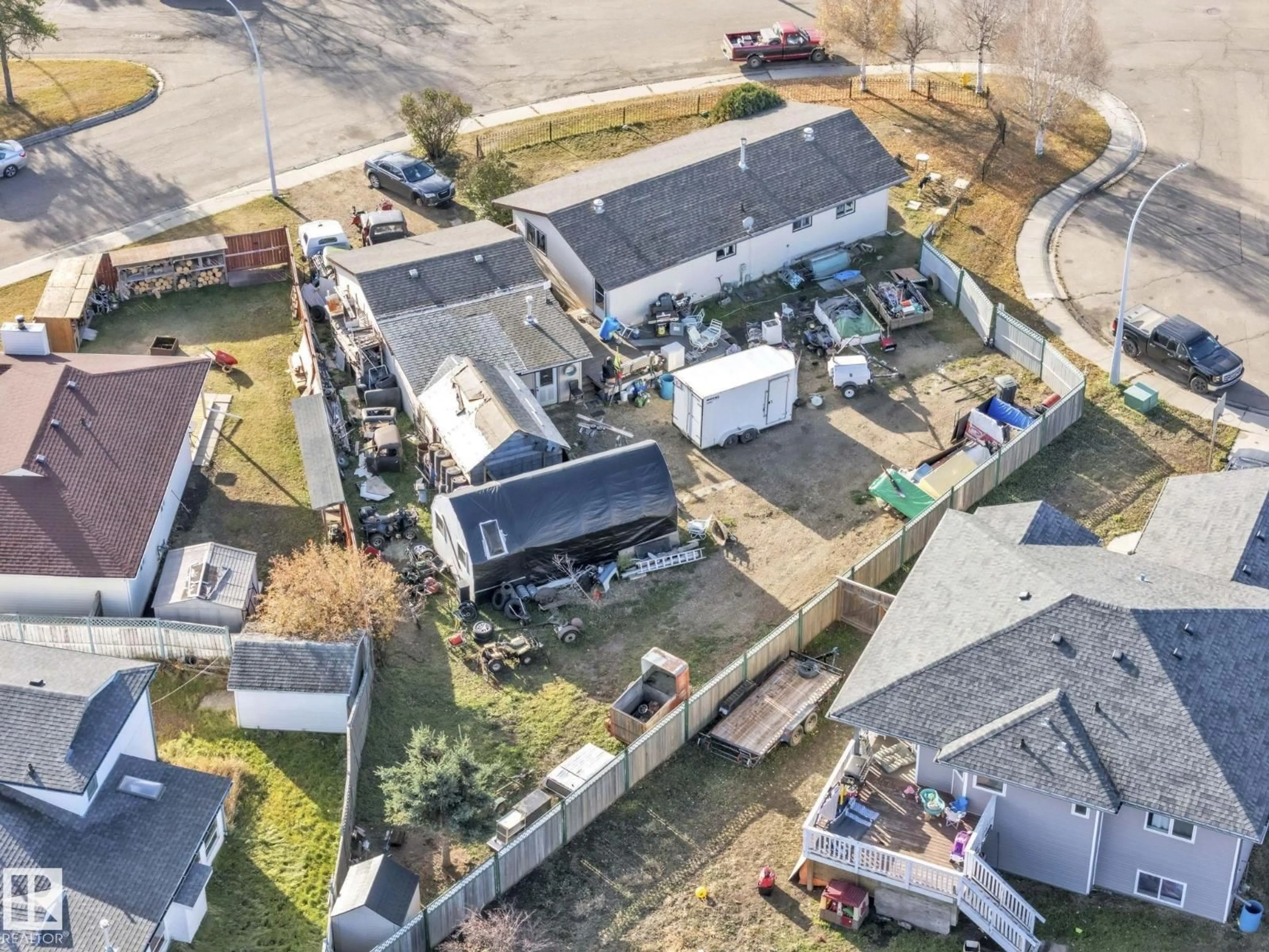 A pic from outside/outdoor area/front of a property/back of a property/a pic from drone, street for 5228 49 AV, Onoway Alberta T0E1V0