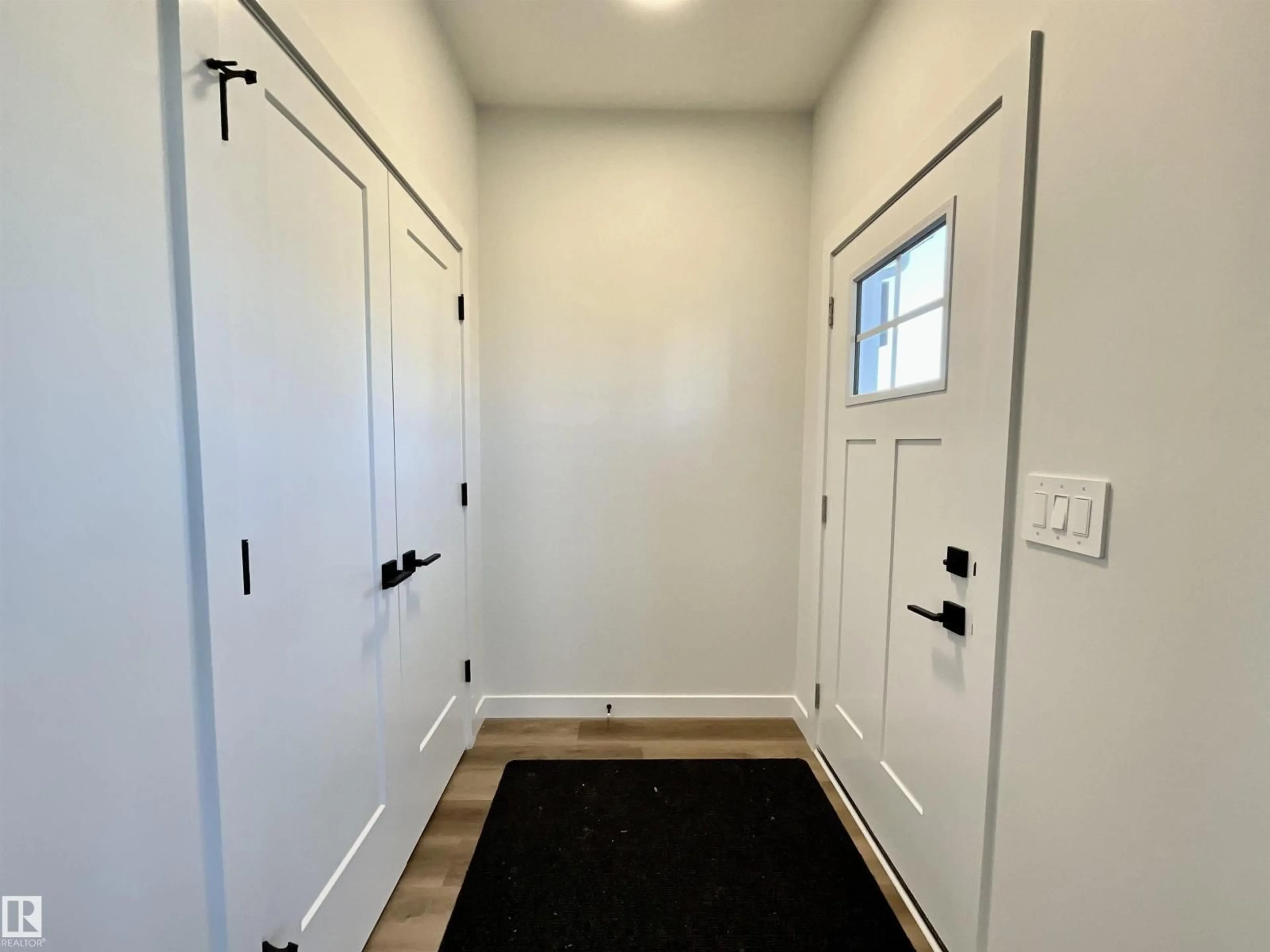 Indoor entryway for 63 SIENNA BV, Fort Saskatchewan Alberta T8L0W3