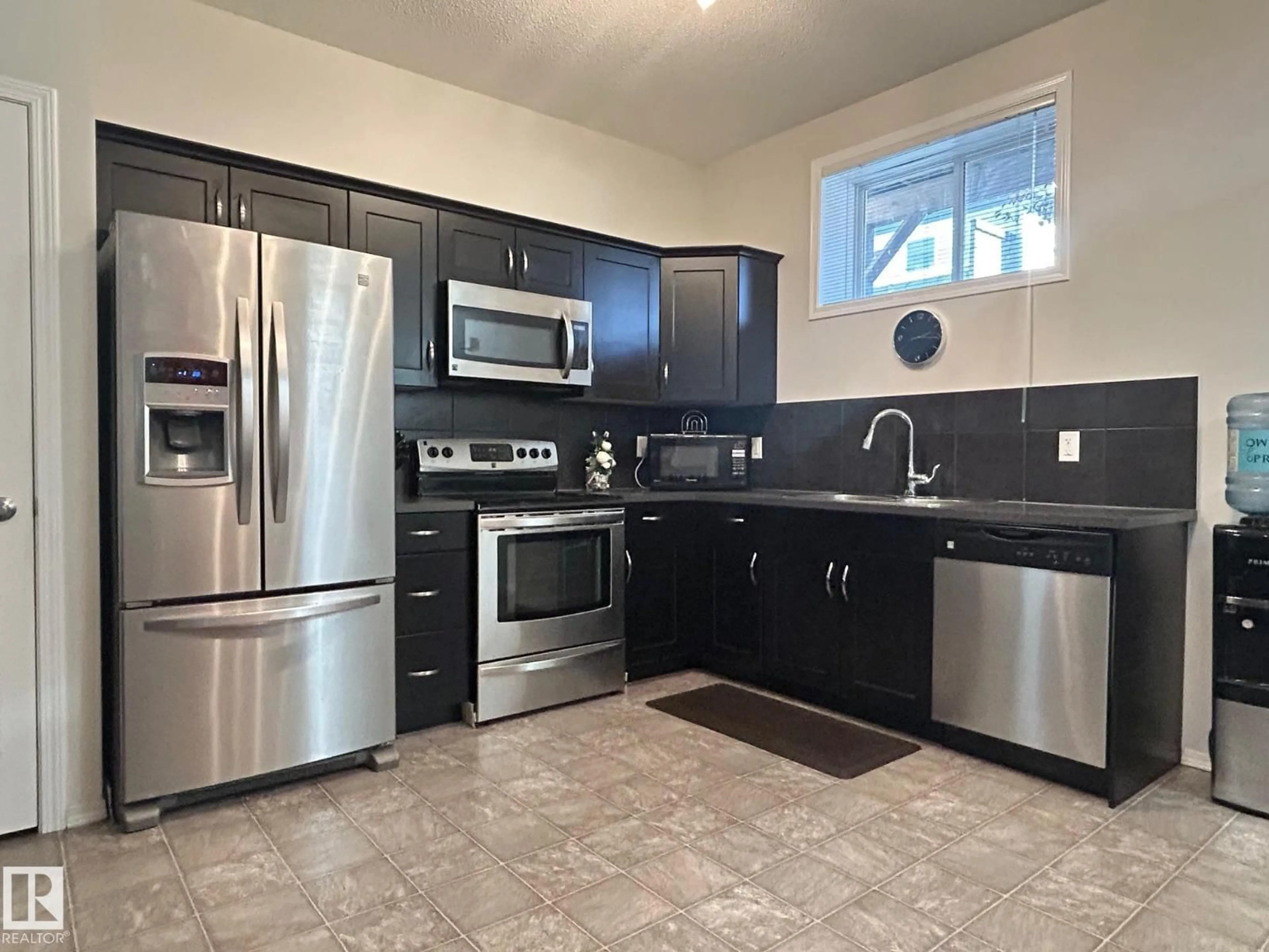 Standard kitchen, ceramic/tile floor for 142 - 206 SELKIRK PL, Leduc Alberta T9E0M9