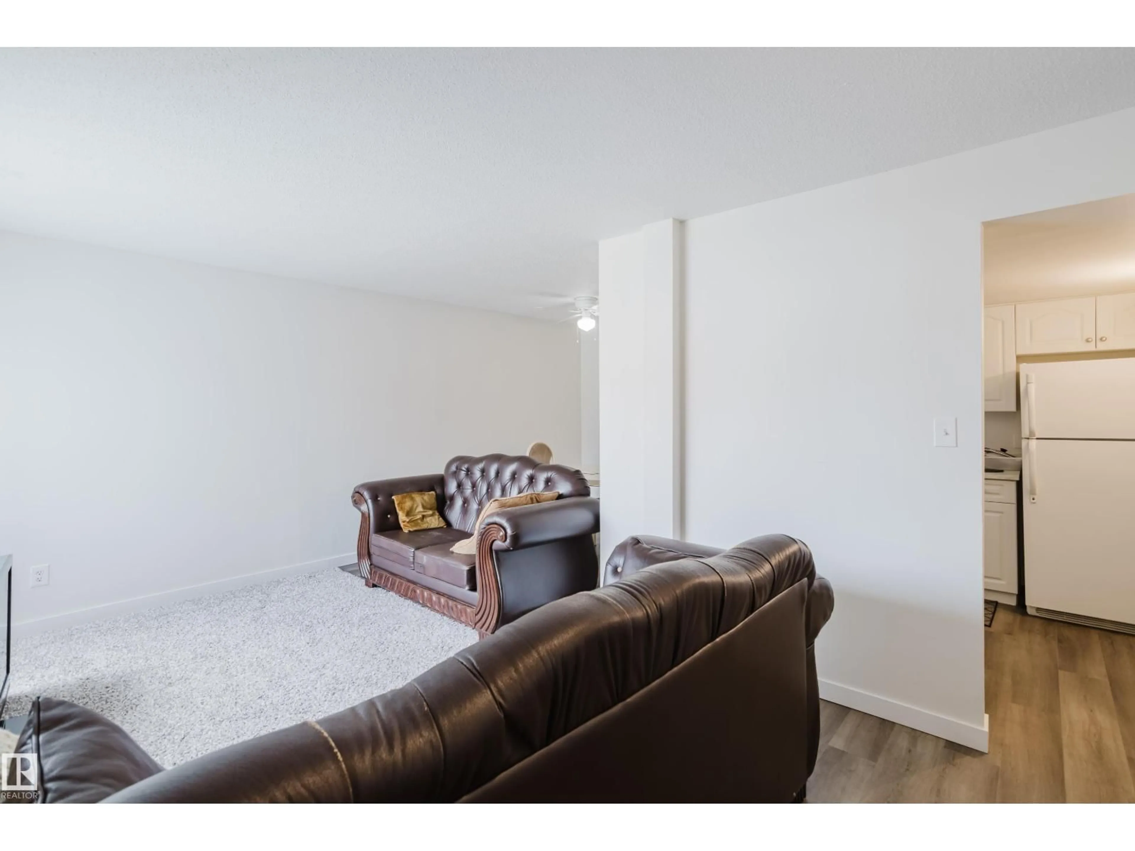 A pic of a room for 2908 116A AV, Edmonton Alberta T5W4R7