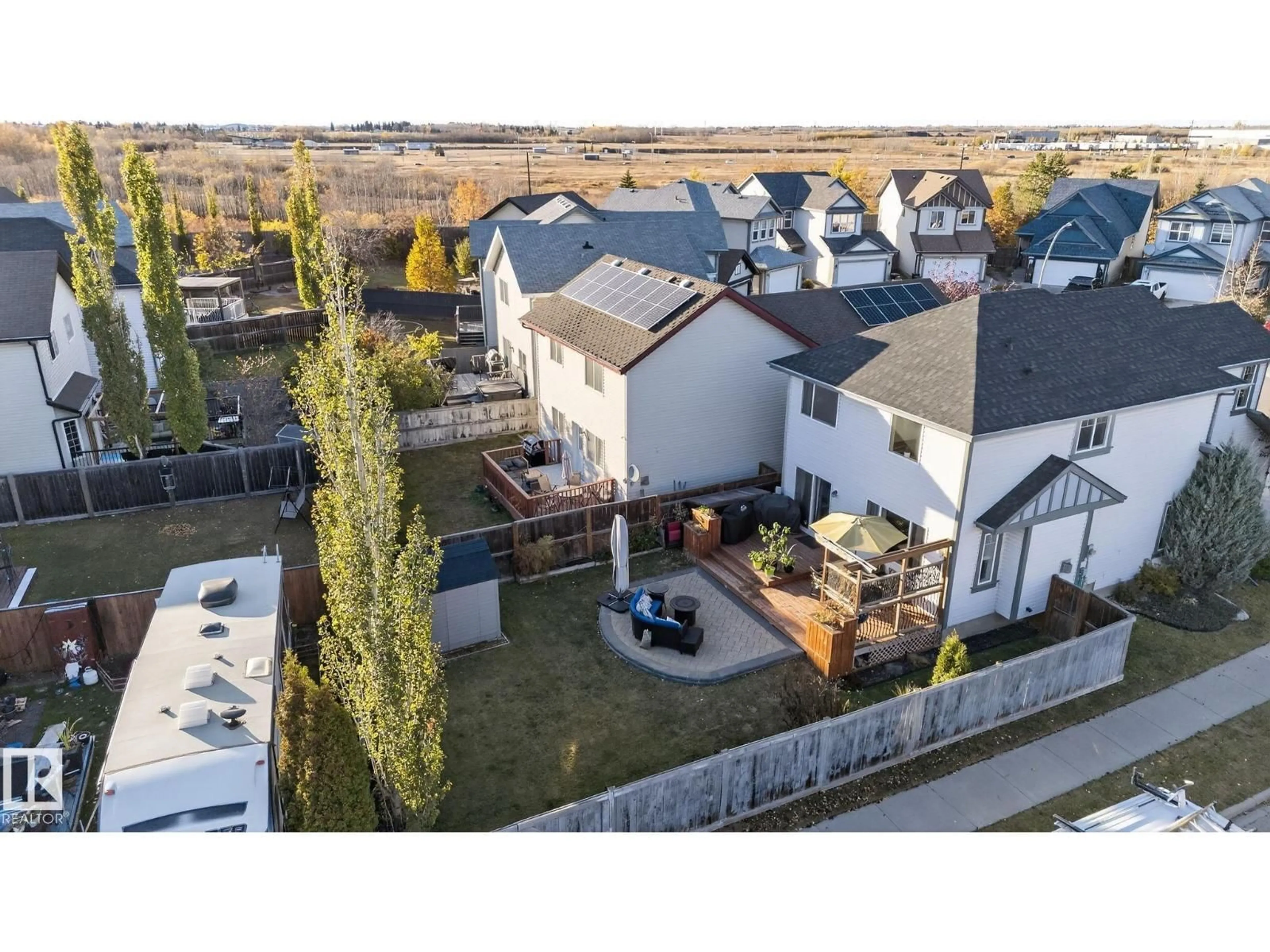 A pic from outside/outdoor area/front of a property/back of a property/a pic from drone, unknown for 14105 148A AV, Edmonton Alberta T6V0A6