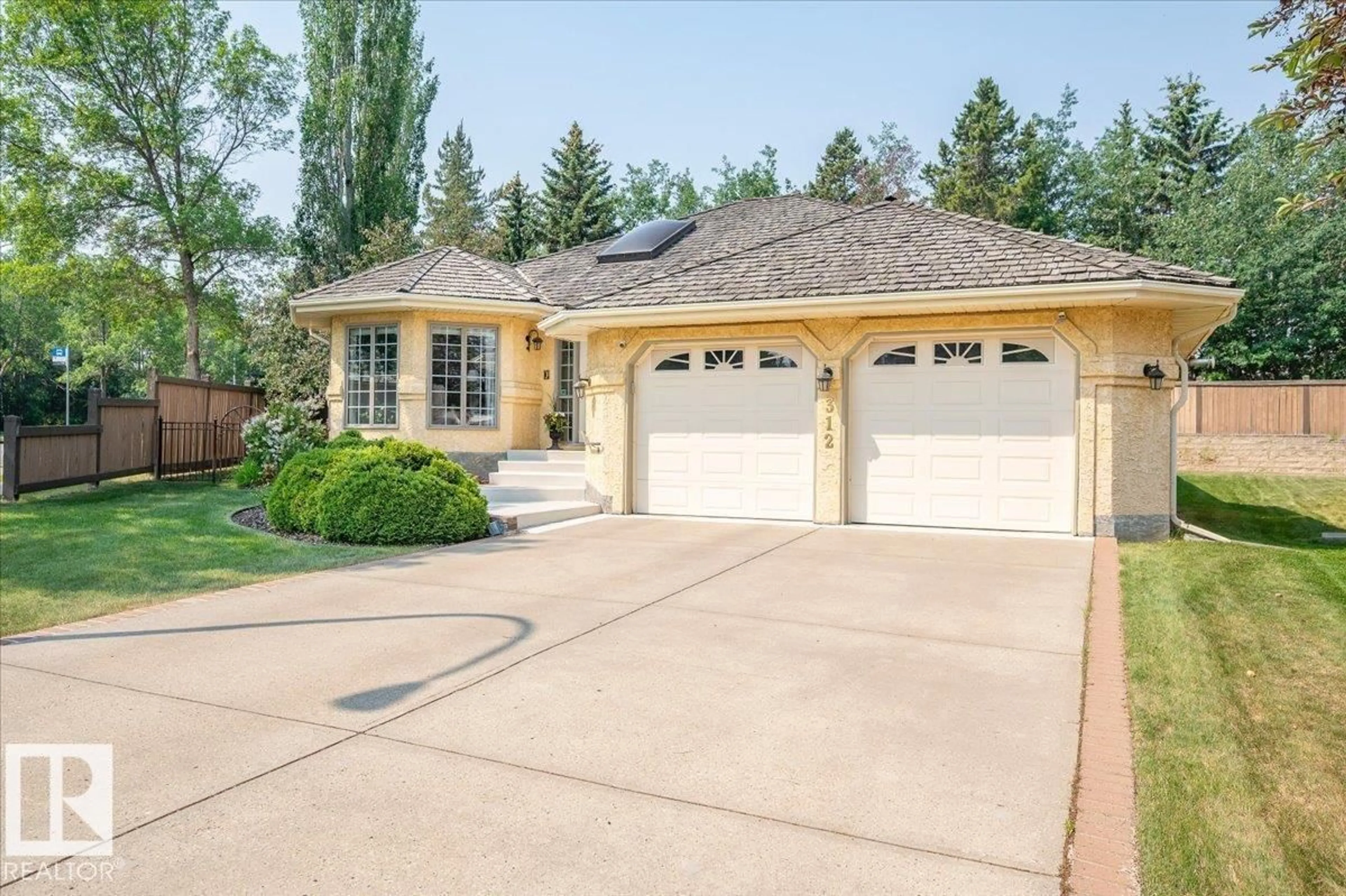 Unknown for 312 BURTON RD, Edmonton Alberta T6R2G7