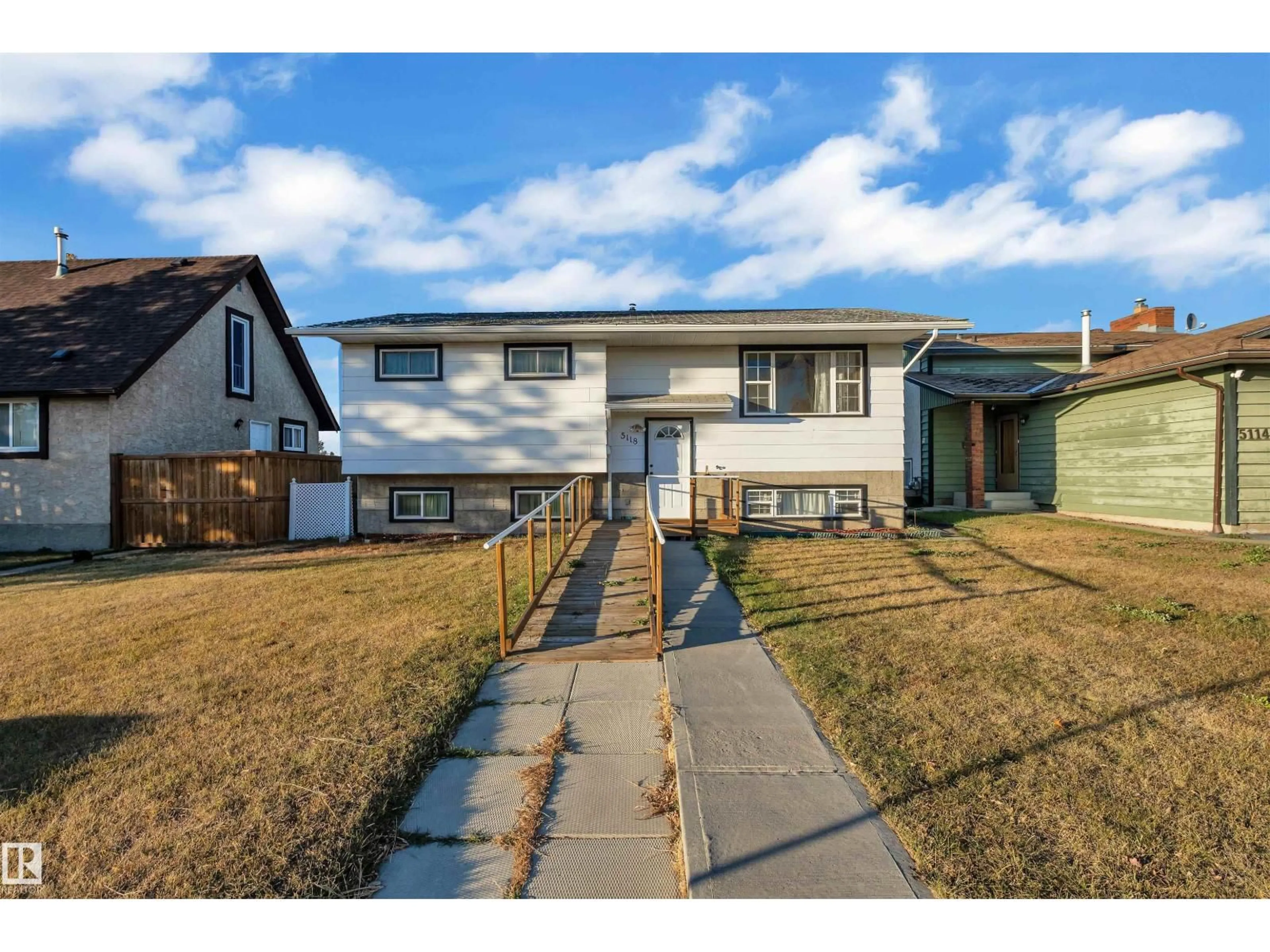 Home with vinyl exterior material, street for 5118 17A AV, Edmonton Alberta T6L1A6