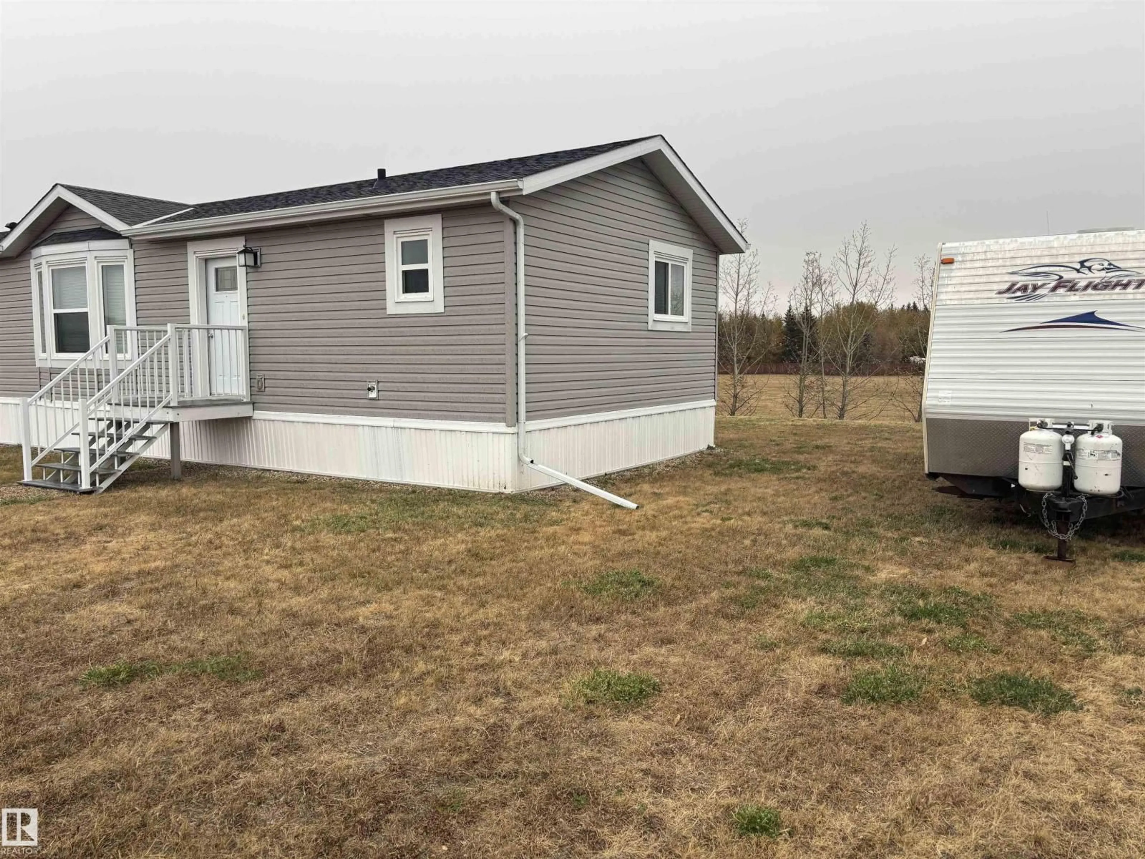 Shed for 1602 PARAKEET CL, Rural Camrose County Alberta T0B4J1