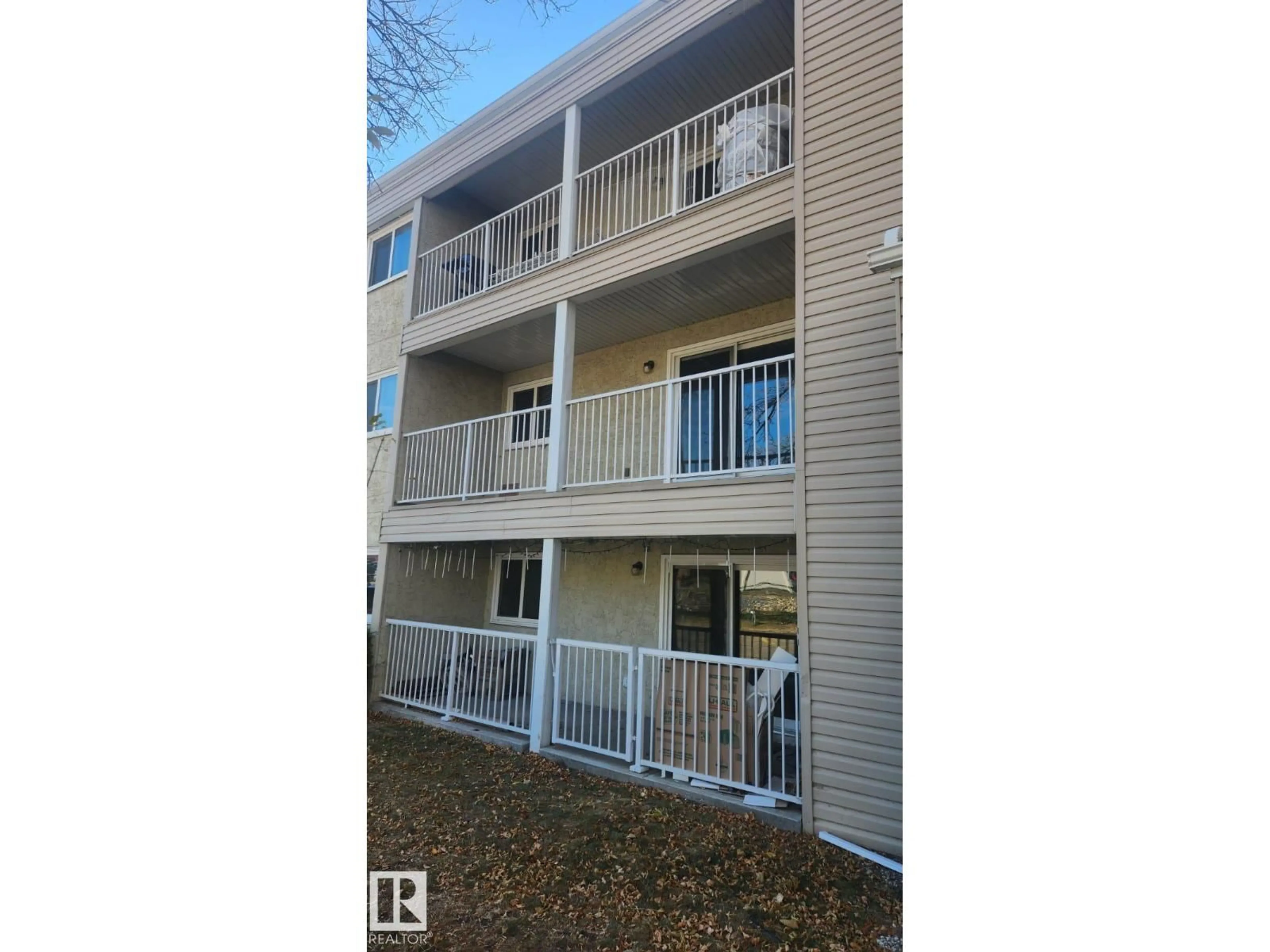 Unknown for #201 - 379 WOODBRIDGE WY, Sherwood Park Alberta T8A4G3