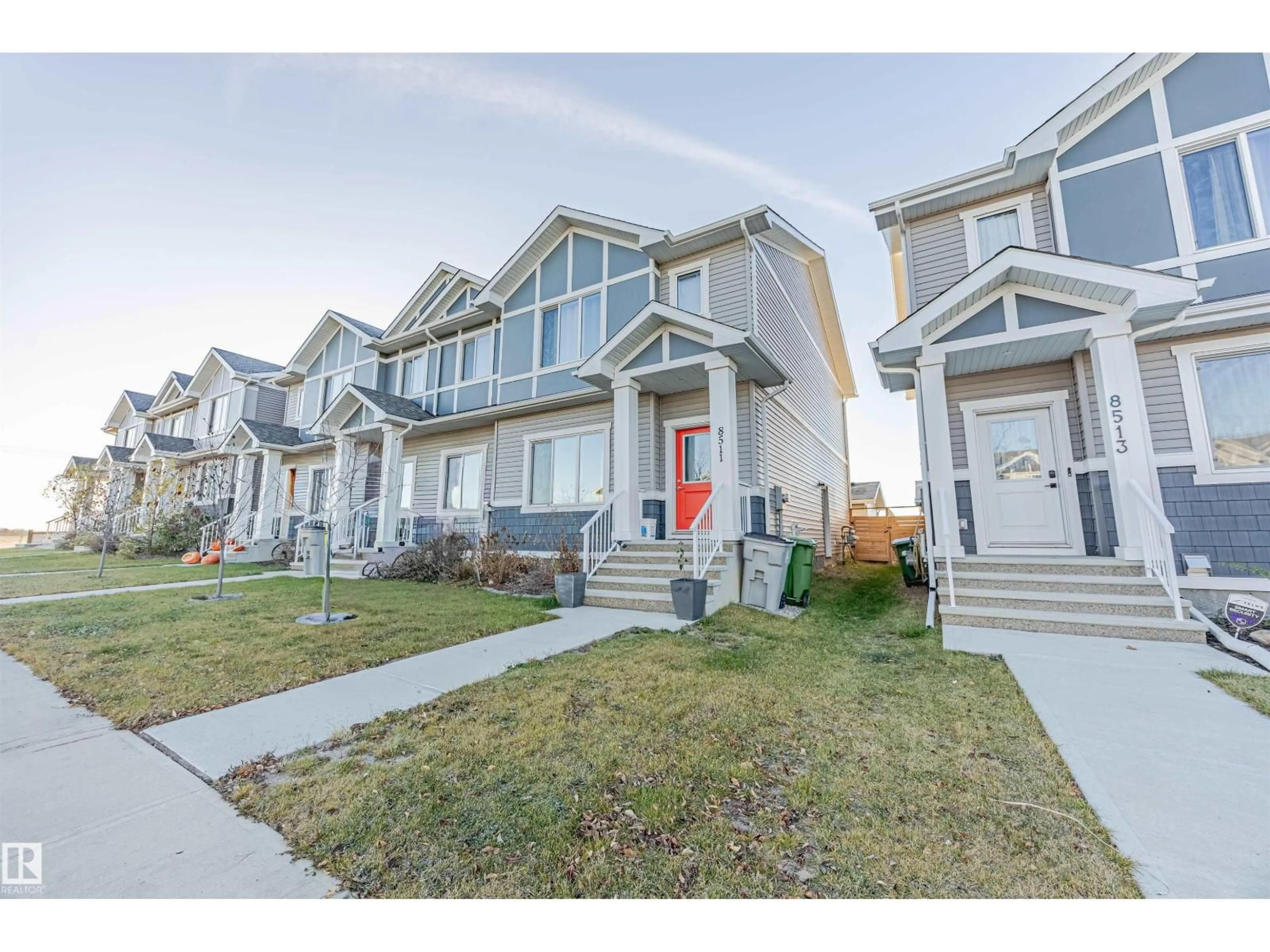 A pic from outside/outdoor area/front of a property/back of a property/a pic from drone, street for 8511 96 AV, Morinville Alberta T8R1T3