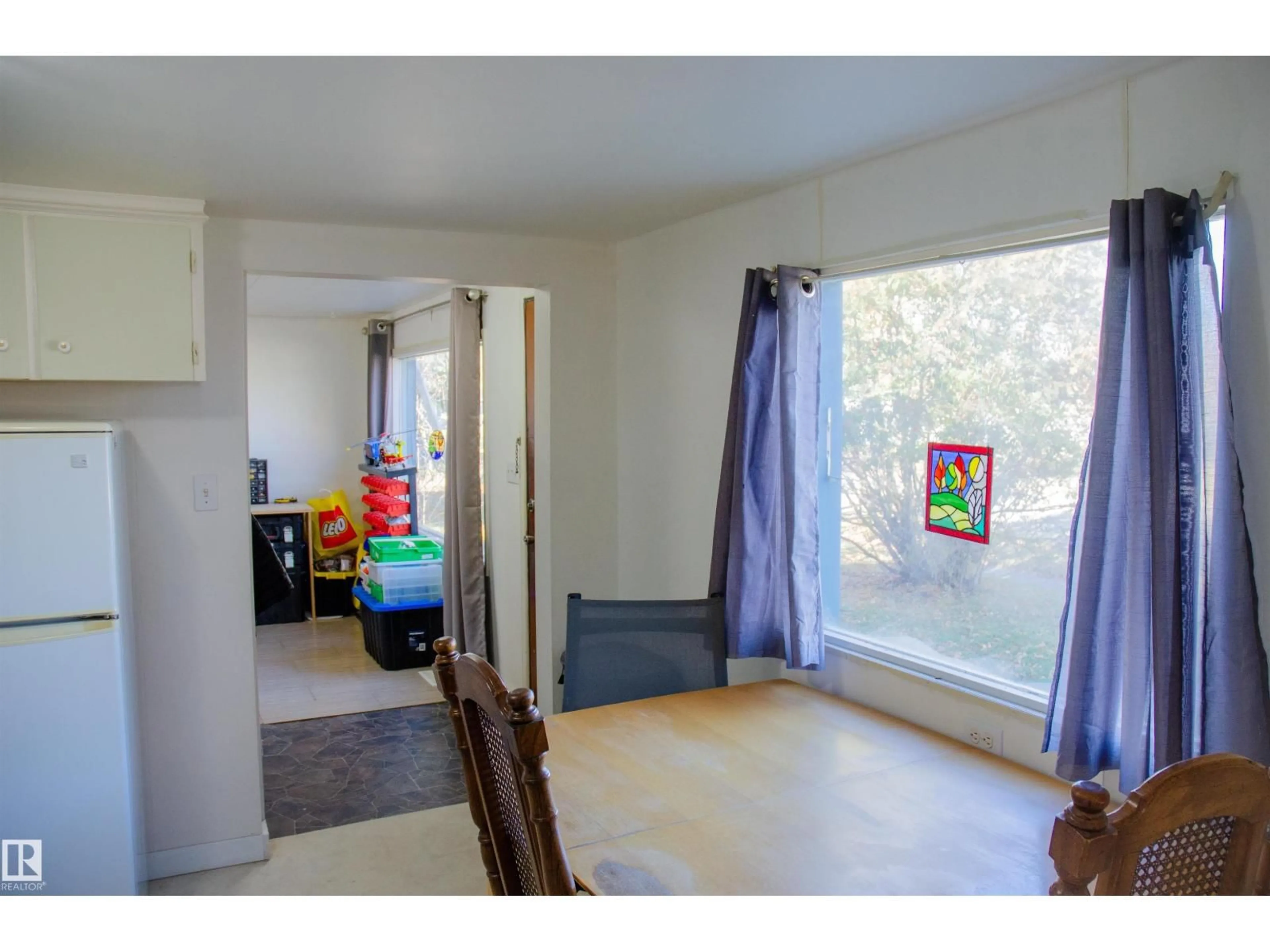 A pic of a room for 4617 55 AV, Wetaskiwin Alberta T9A1A1