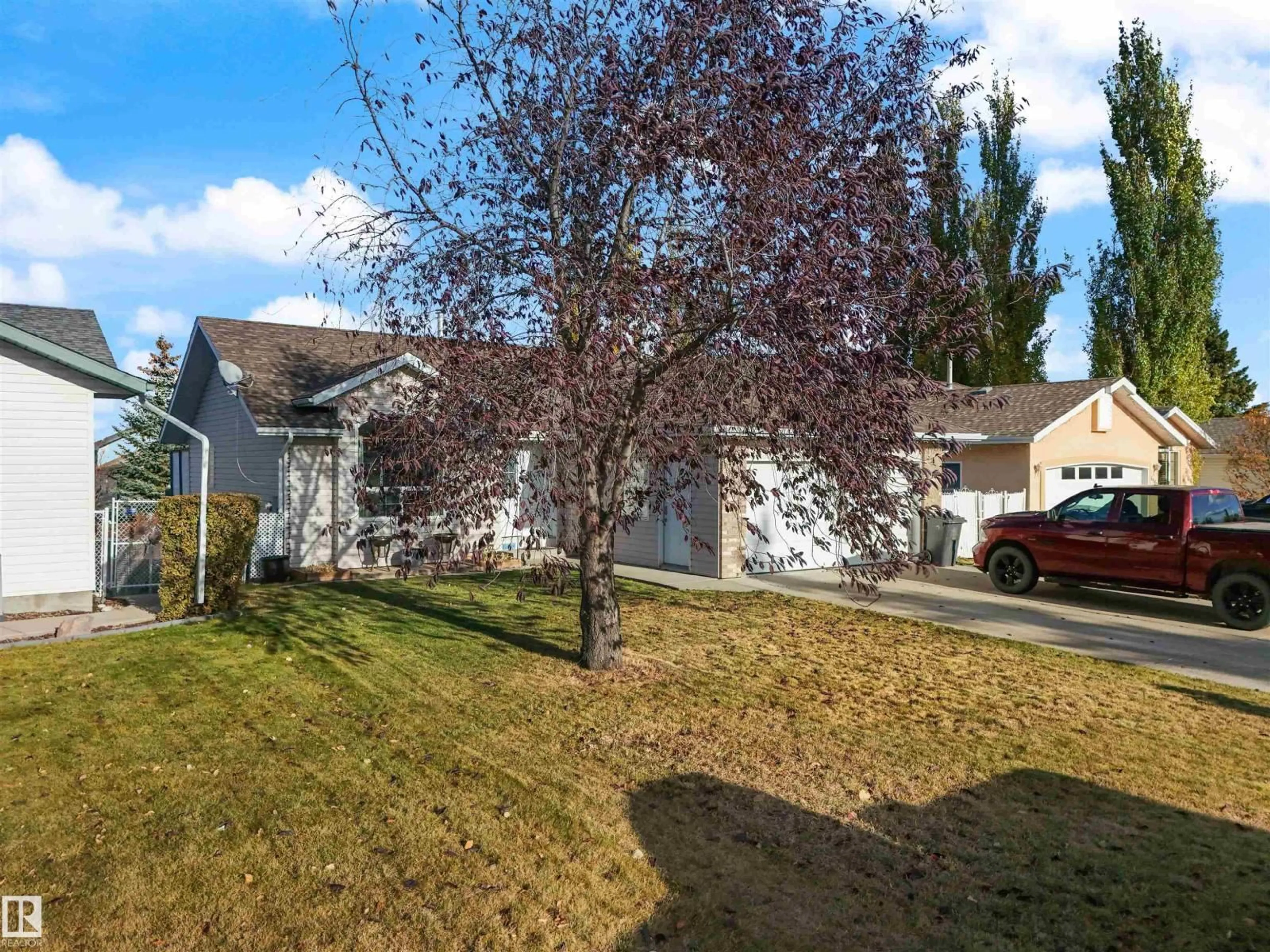 A pic from outside/outdoor area/front of a property/back of a property/a pic from drone, street for 4469 BECKETT RD, Drayton Valley Alberta T7A1T6