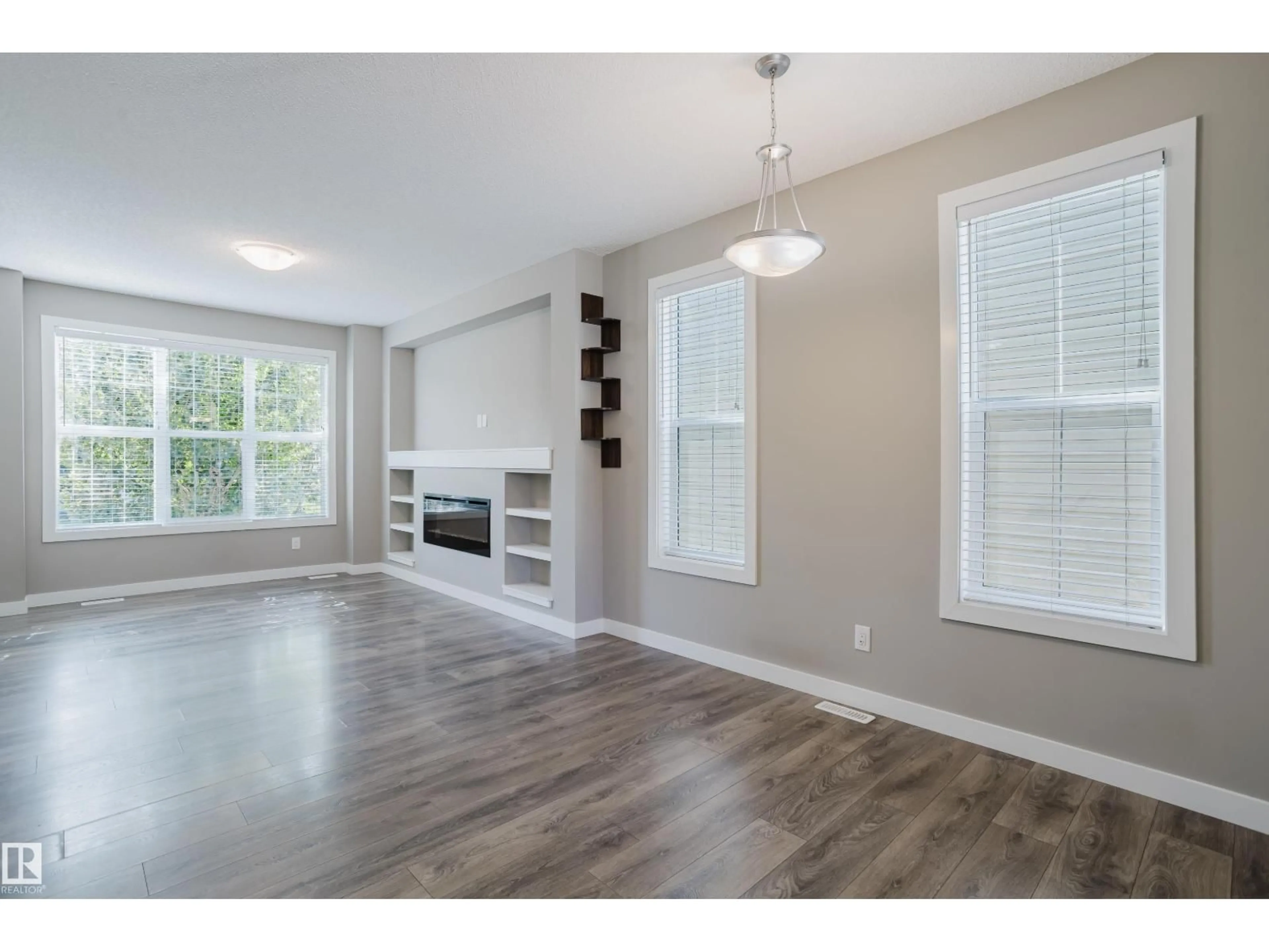 Unknown for 8142 CHAPPELLE WY, Edmonton Alberta T6W3R2
