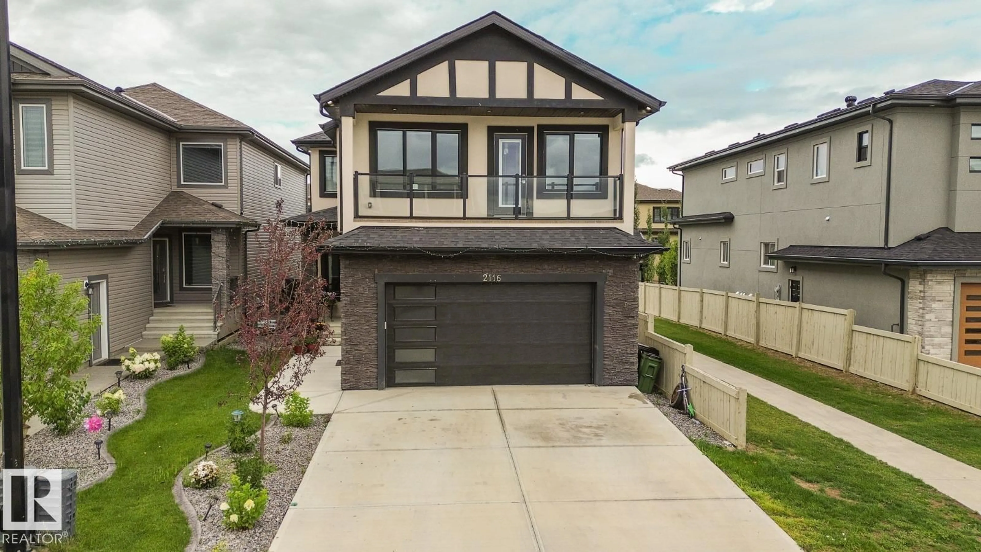 Unknown for 2116 20 AV, Edmonton Alberta T6T2L2