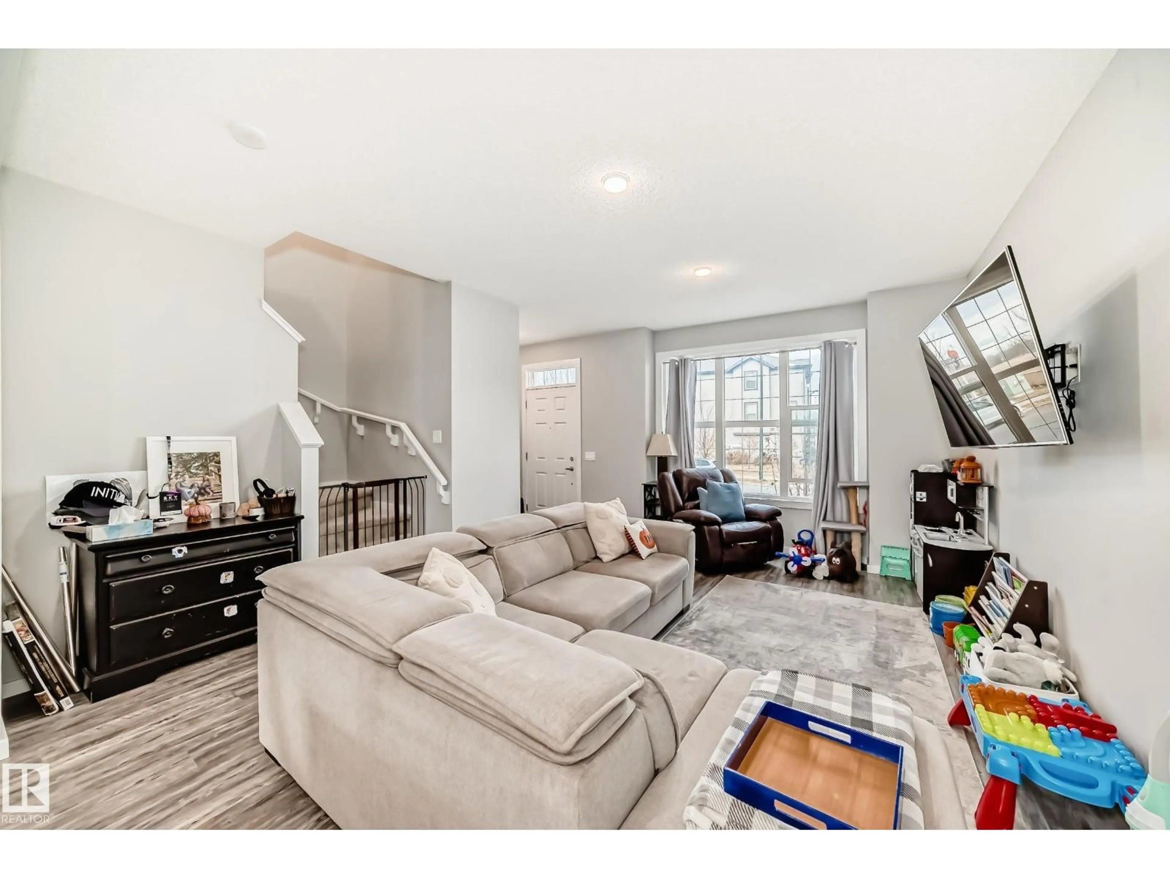 Living room with furniture, unknown for 2609 MAPLE WY, Edmonton Alberta T6T2K1