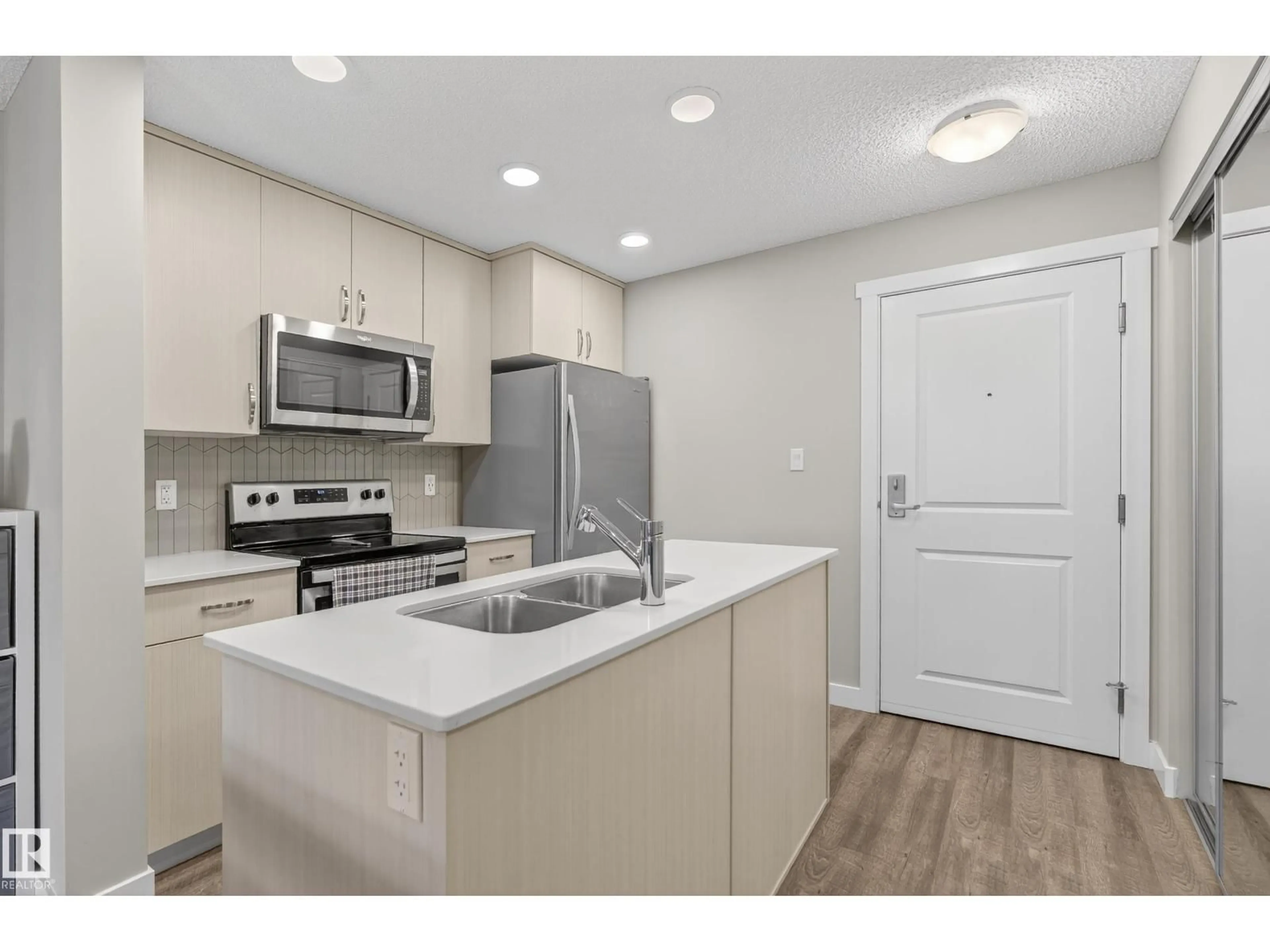 Standard kitchen, unknown for 1506 - 316 TAMARACK BV, Edmonton Alberta T6T2J5