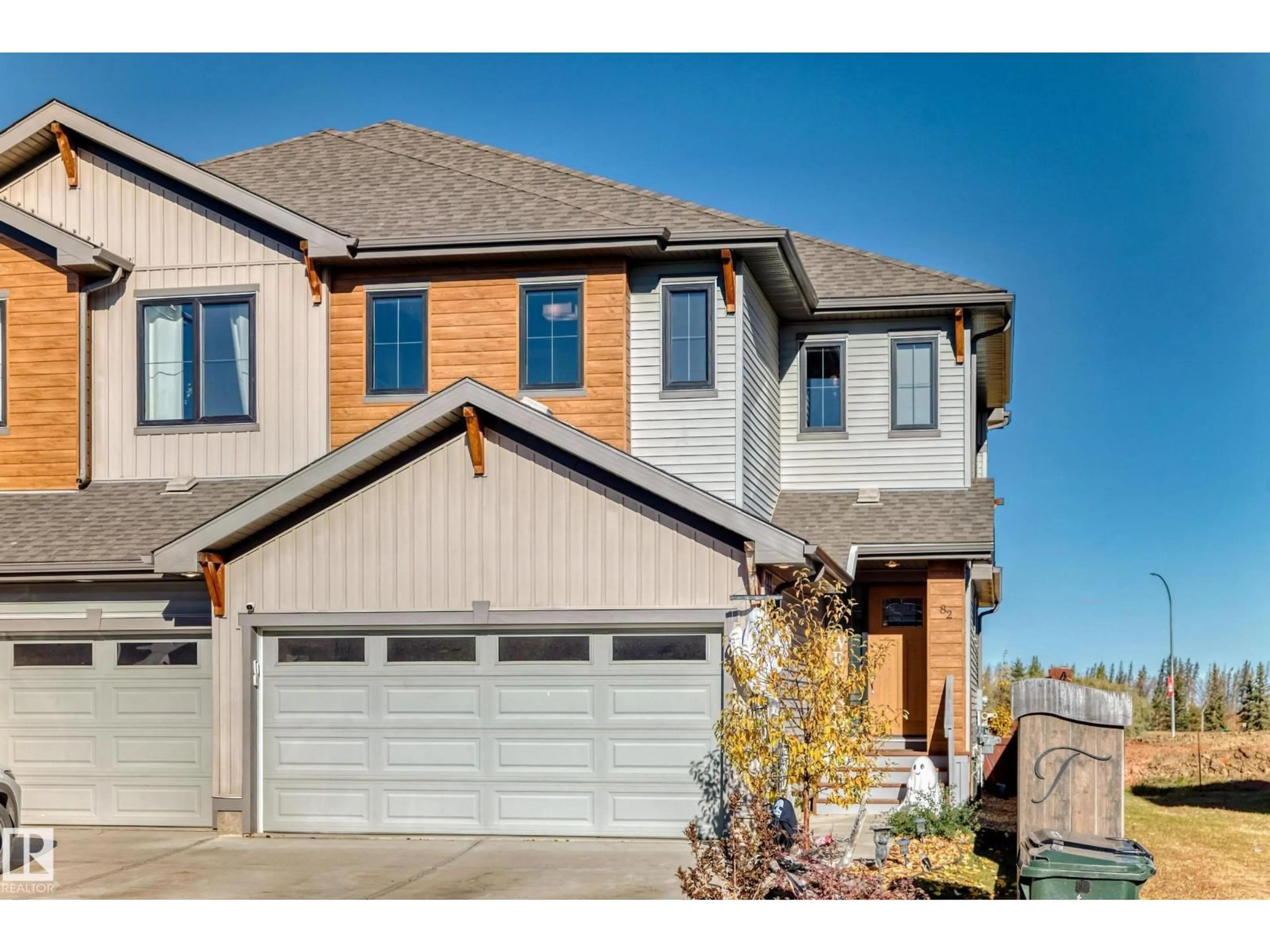 Home with brick exterior material, street for 82 TRIBUTE CM, Spruce Grove Alberta T7X0W6