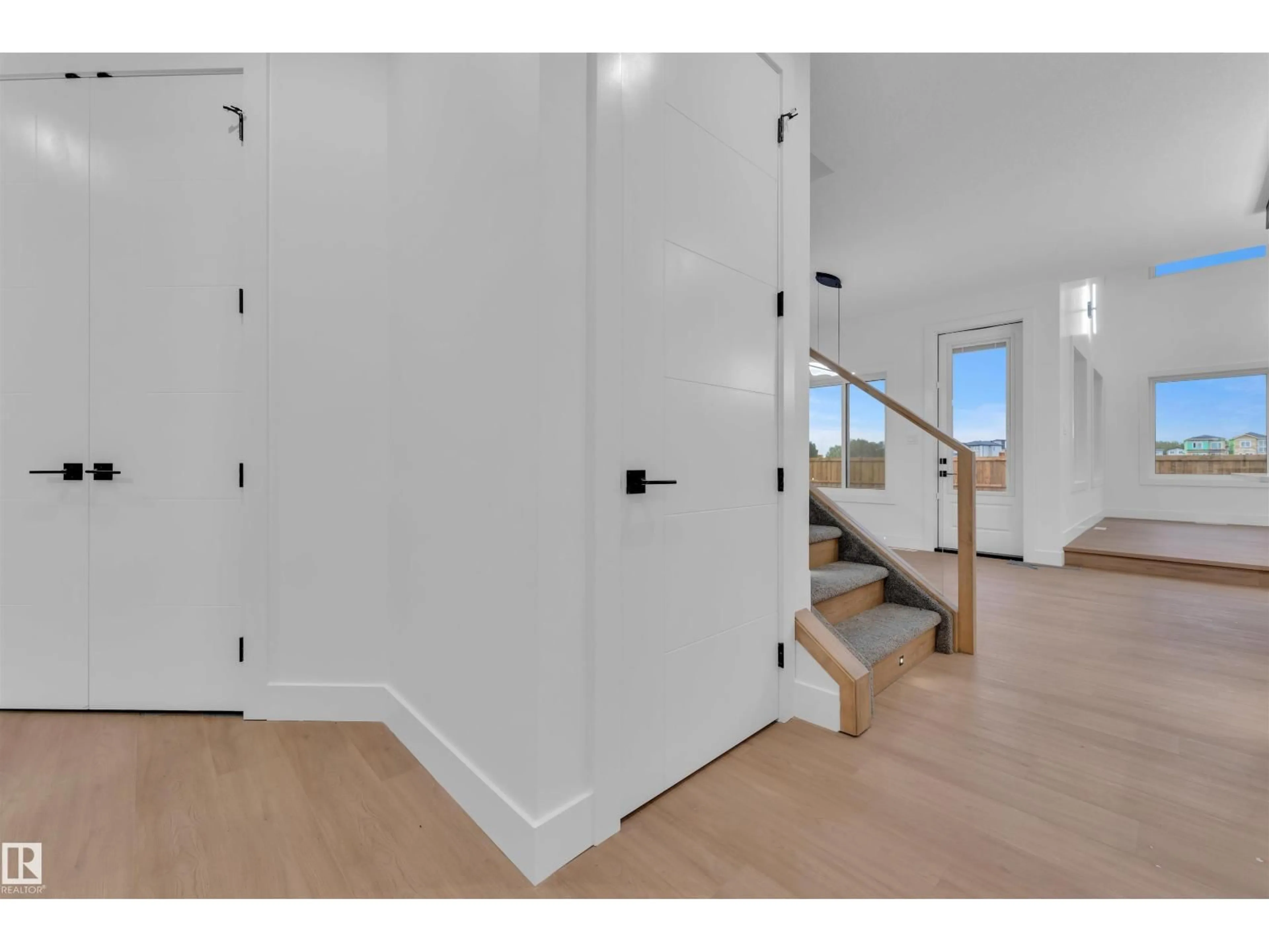 Indoor entryway for NE - 6310 20 ST, Rural Leduc County Alberta T4X3C9