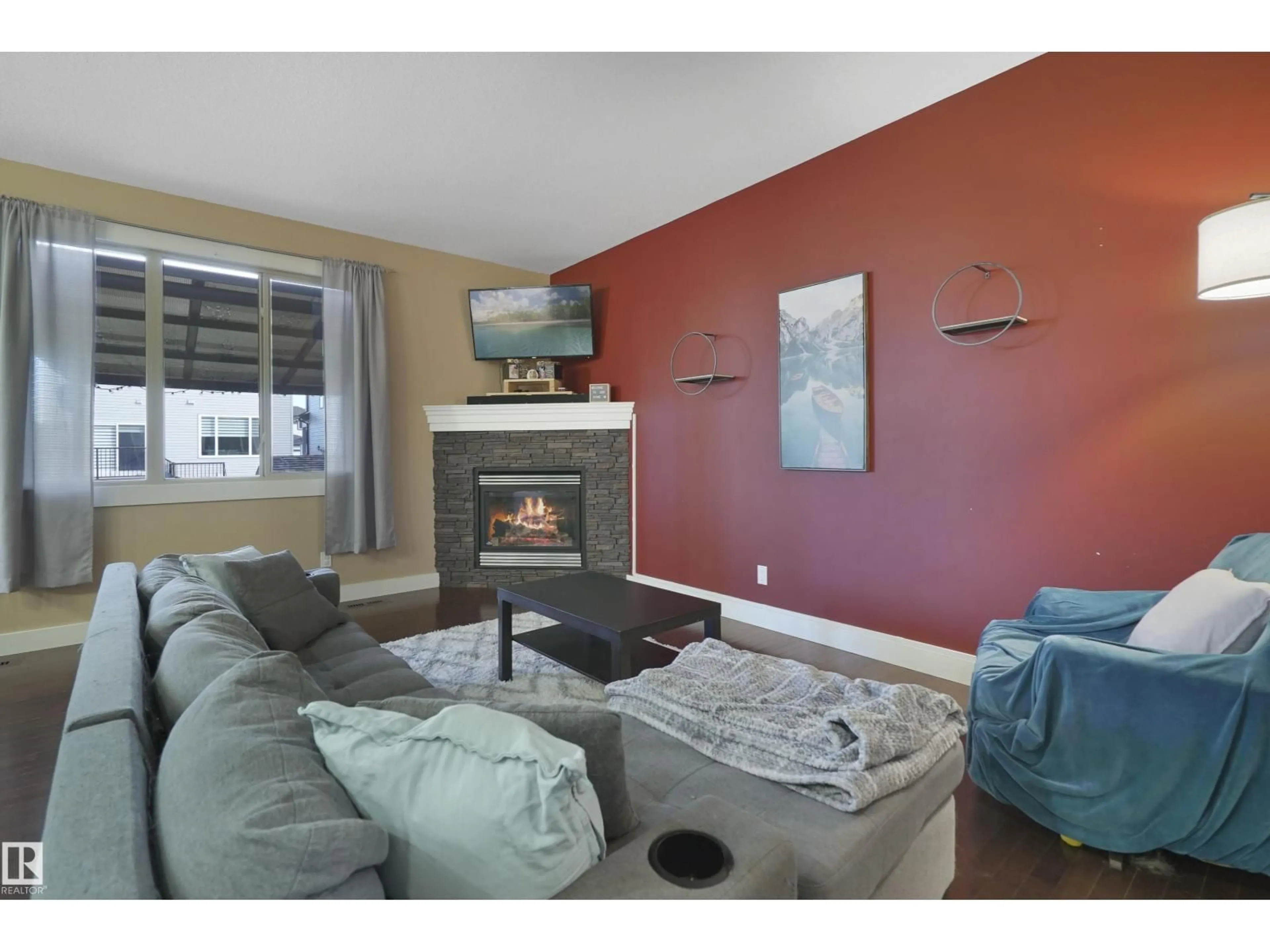 Living room with furniture, unknown for 30 HILLDOWNS DR, Spruce Grove Alberta T7X0J2