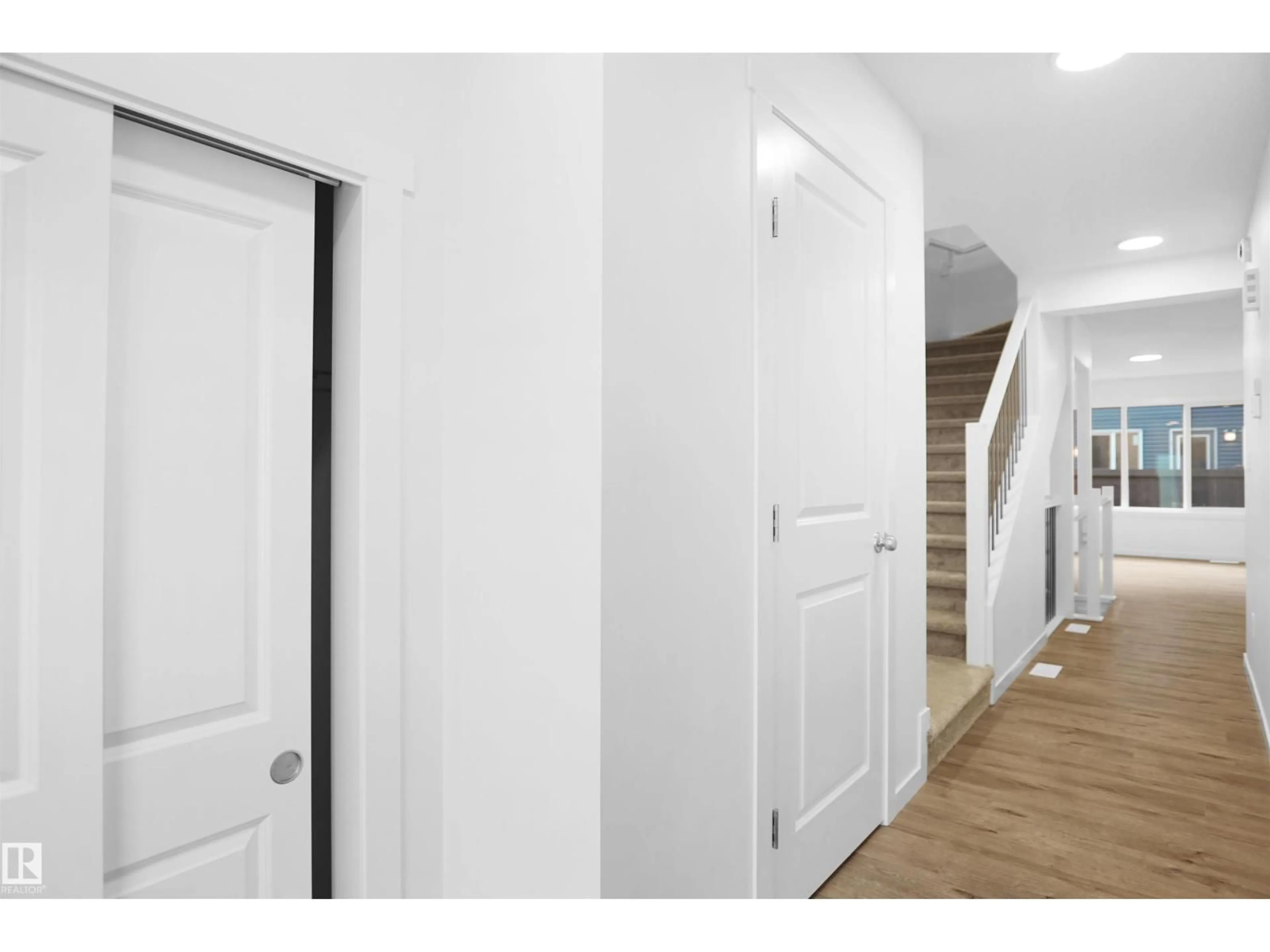 Indoor entryway for #24 - 1430 ASTER WY, Edmonton Alberta T6T2N8