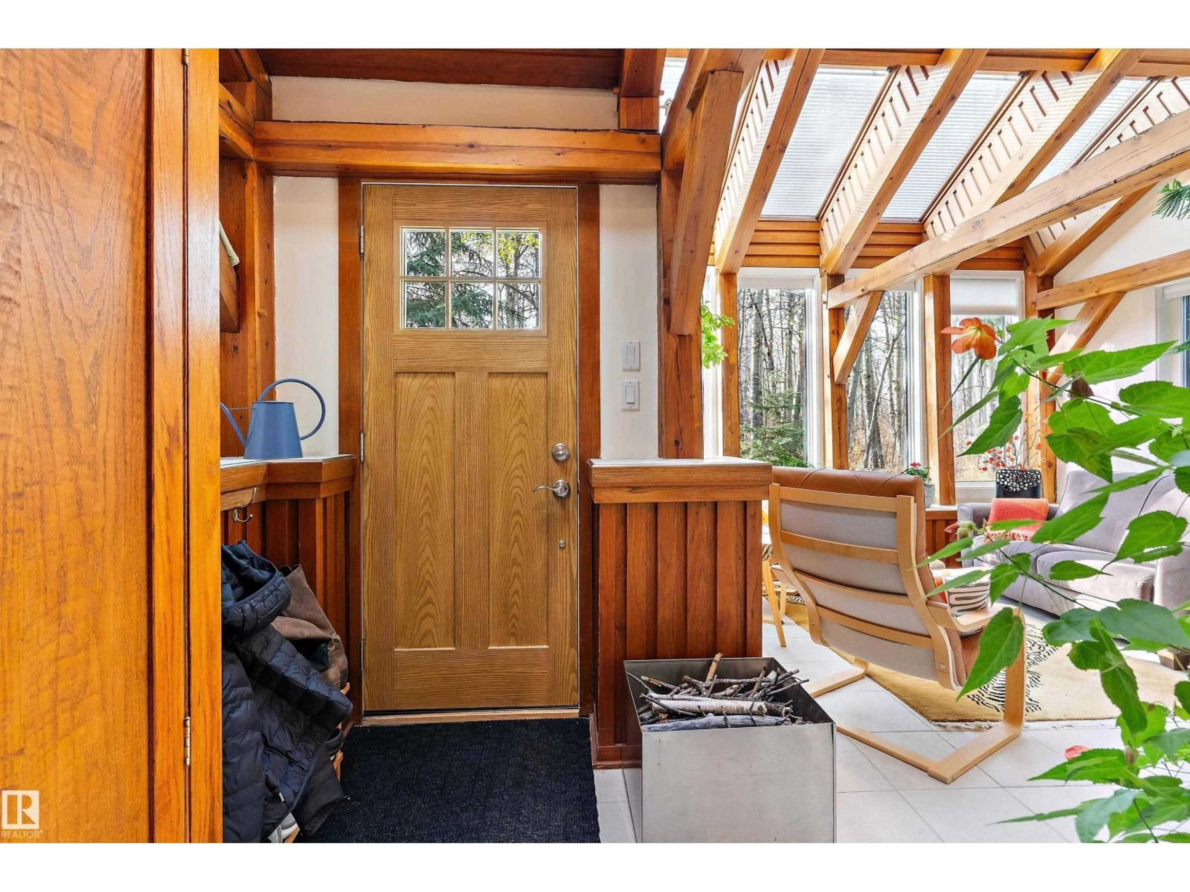 Indoor entryway for 25 - 51058 RGE ROAD 212, Rural Strathcona County Alberta T8G1E7