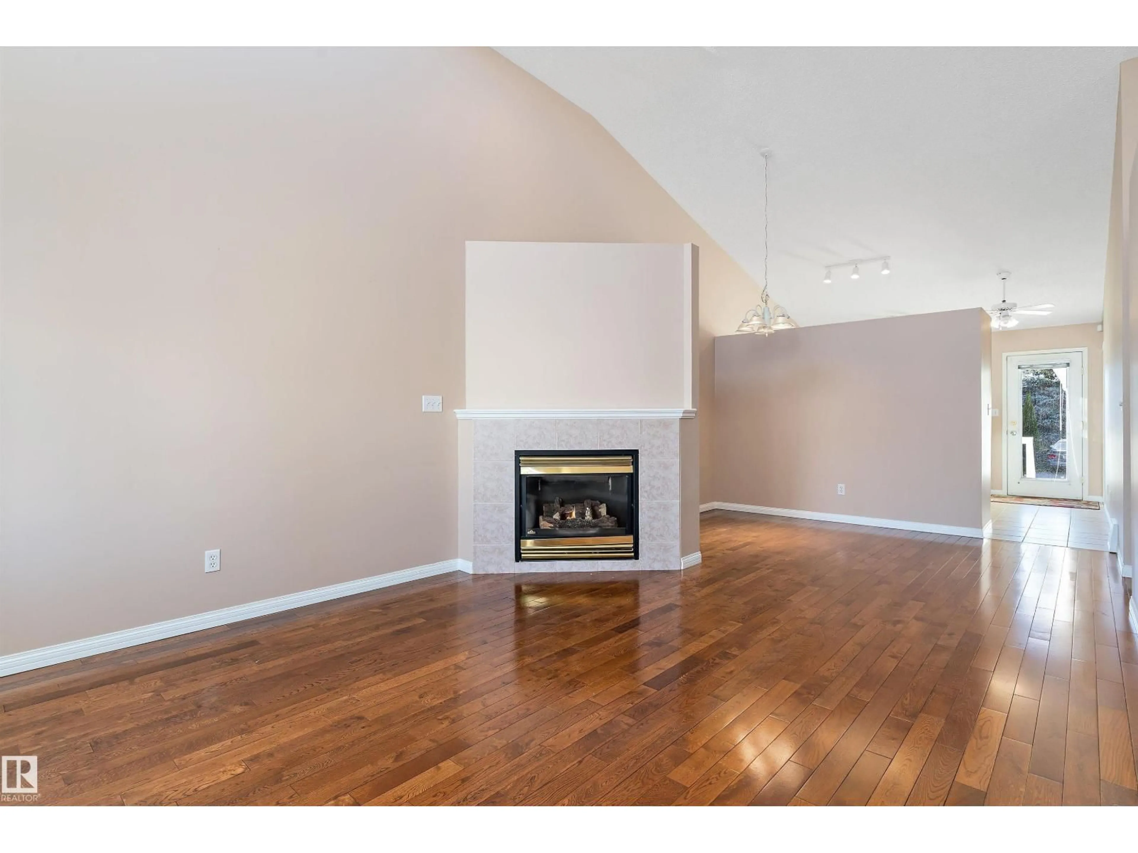 Unknown for 15028 128 ST NW, Edmonton Alberta T6V1E9