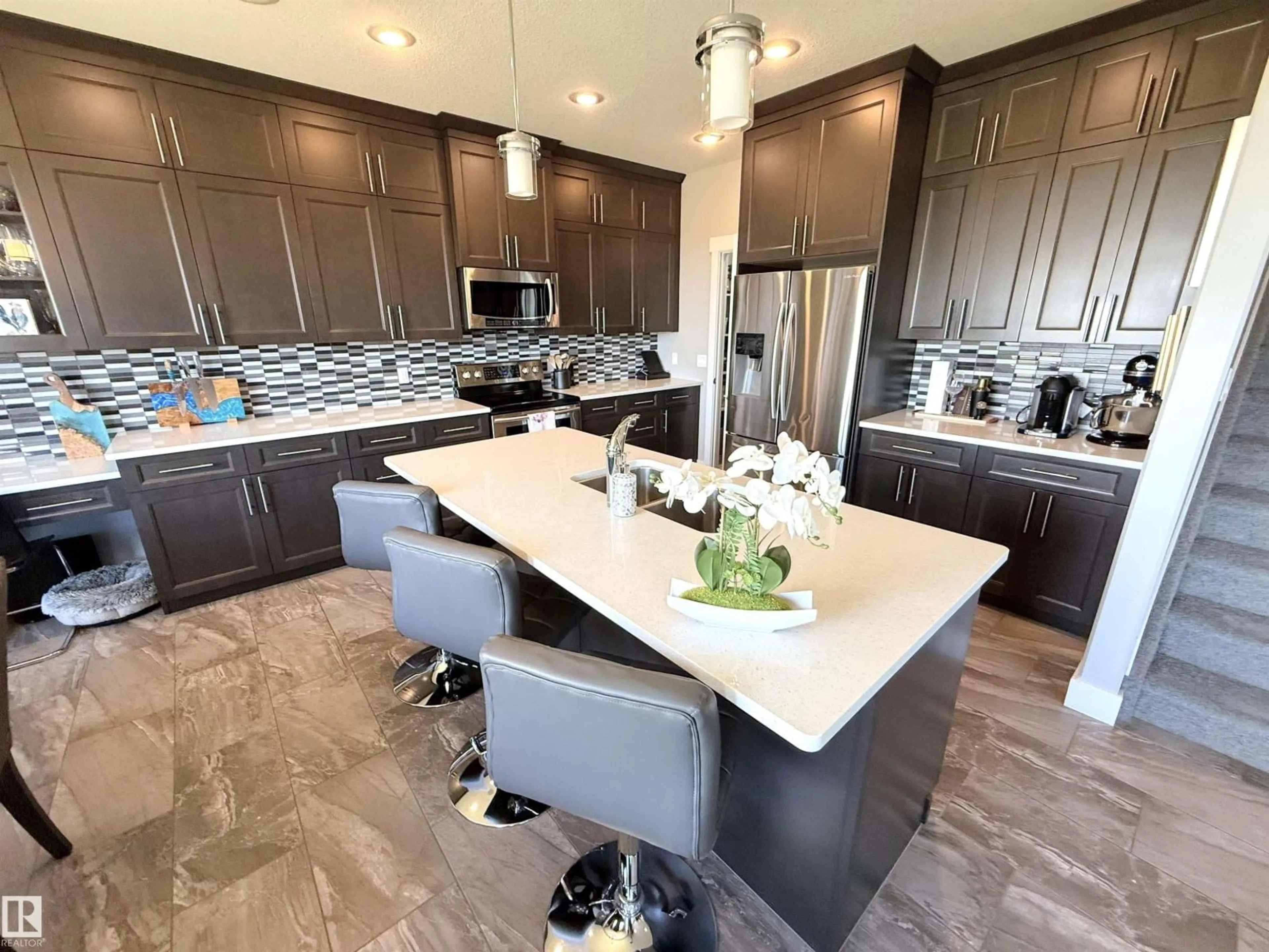 Contemporary kitchen, ceramic/tile floor for 1186 GENESIS LAKE BV, Stony Plain Alberta T7Z0K5