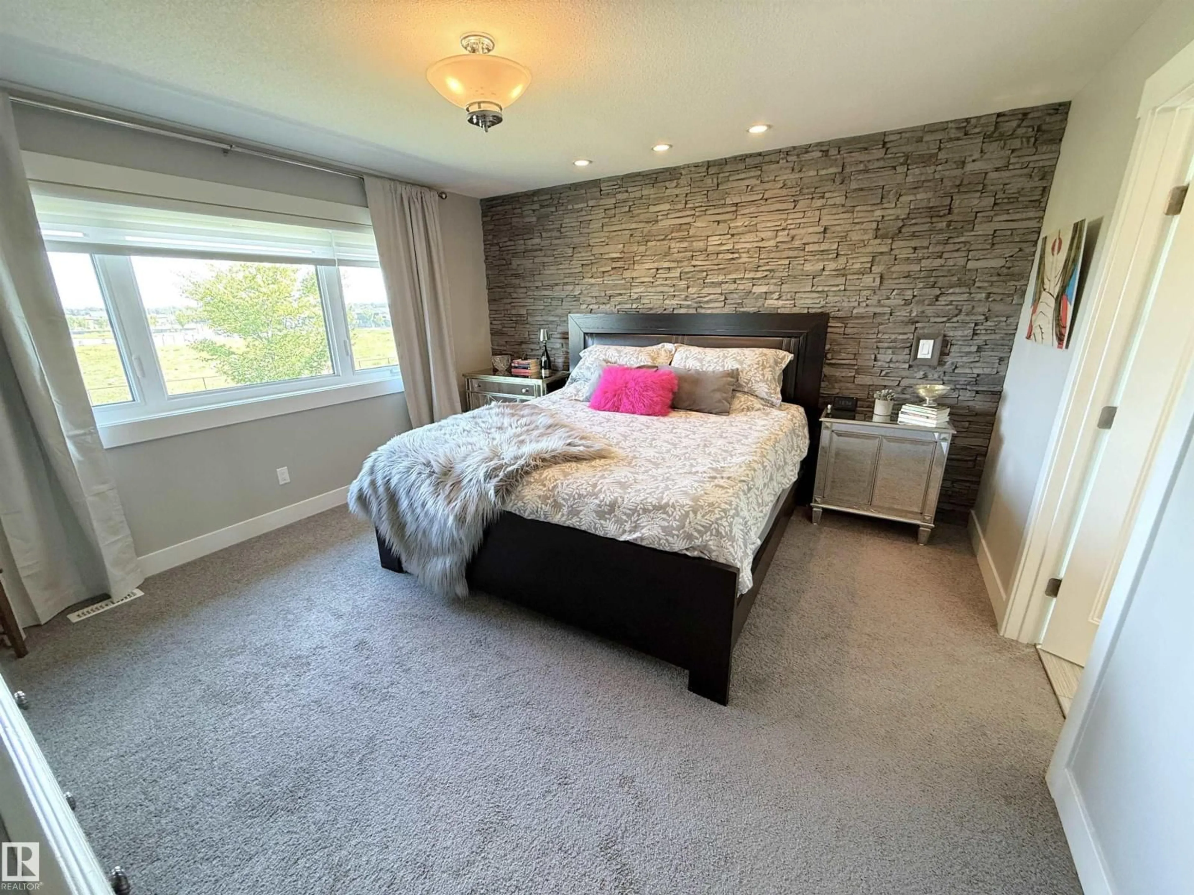 A pic of a room for 1186 GENESIS LAKE BV, Stony Plain Alberta T7Z0K5