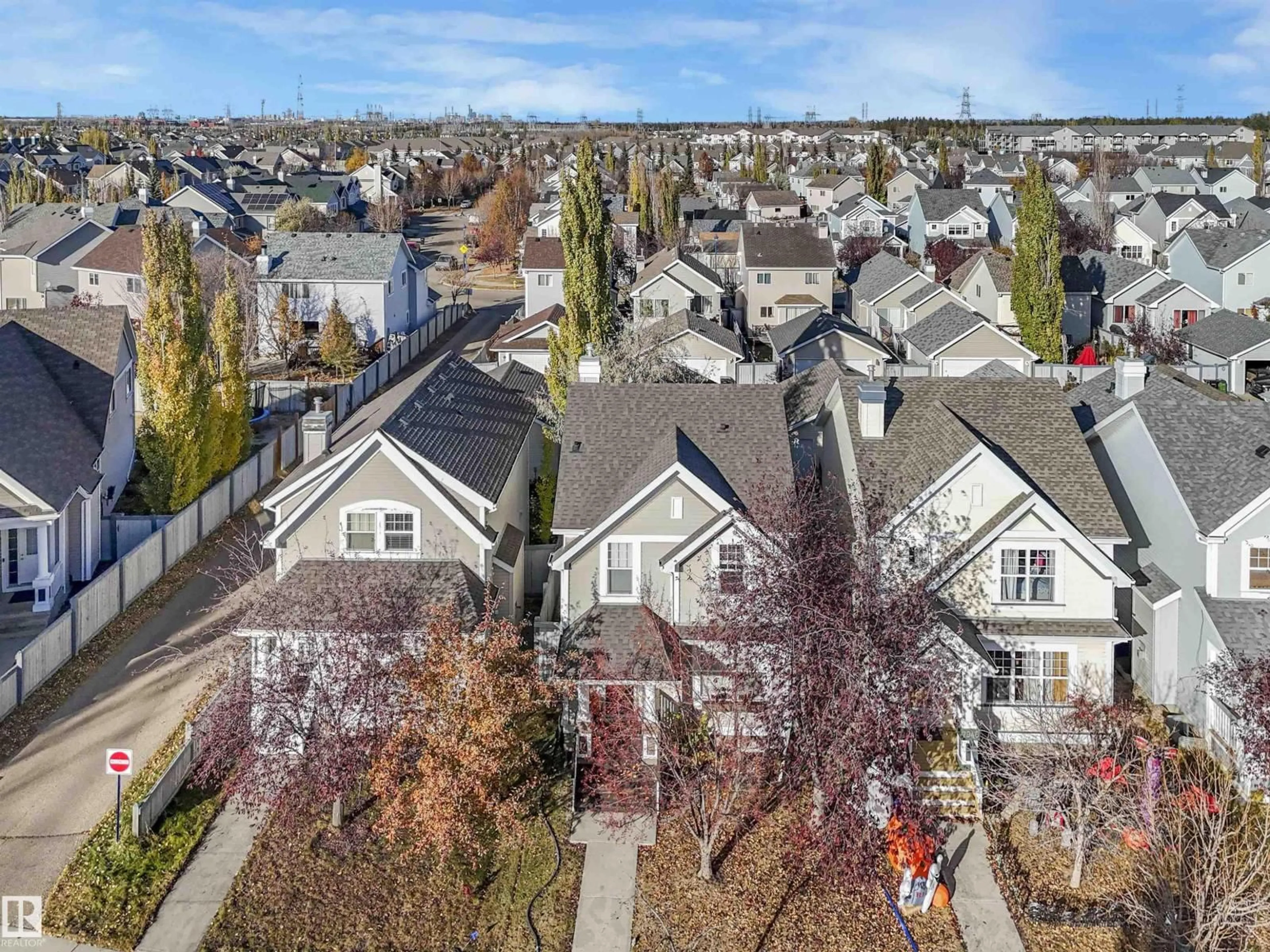 A pic from outside/outdoor area/front of a property/back of a property/a pic from drone, city buildings view from balcony for 7952 13 AV, Edmonton Alberta T6X1H4