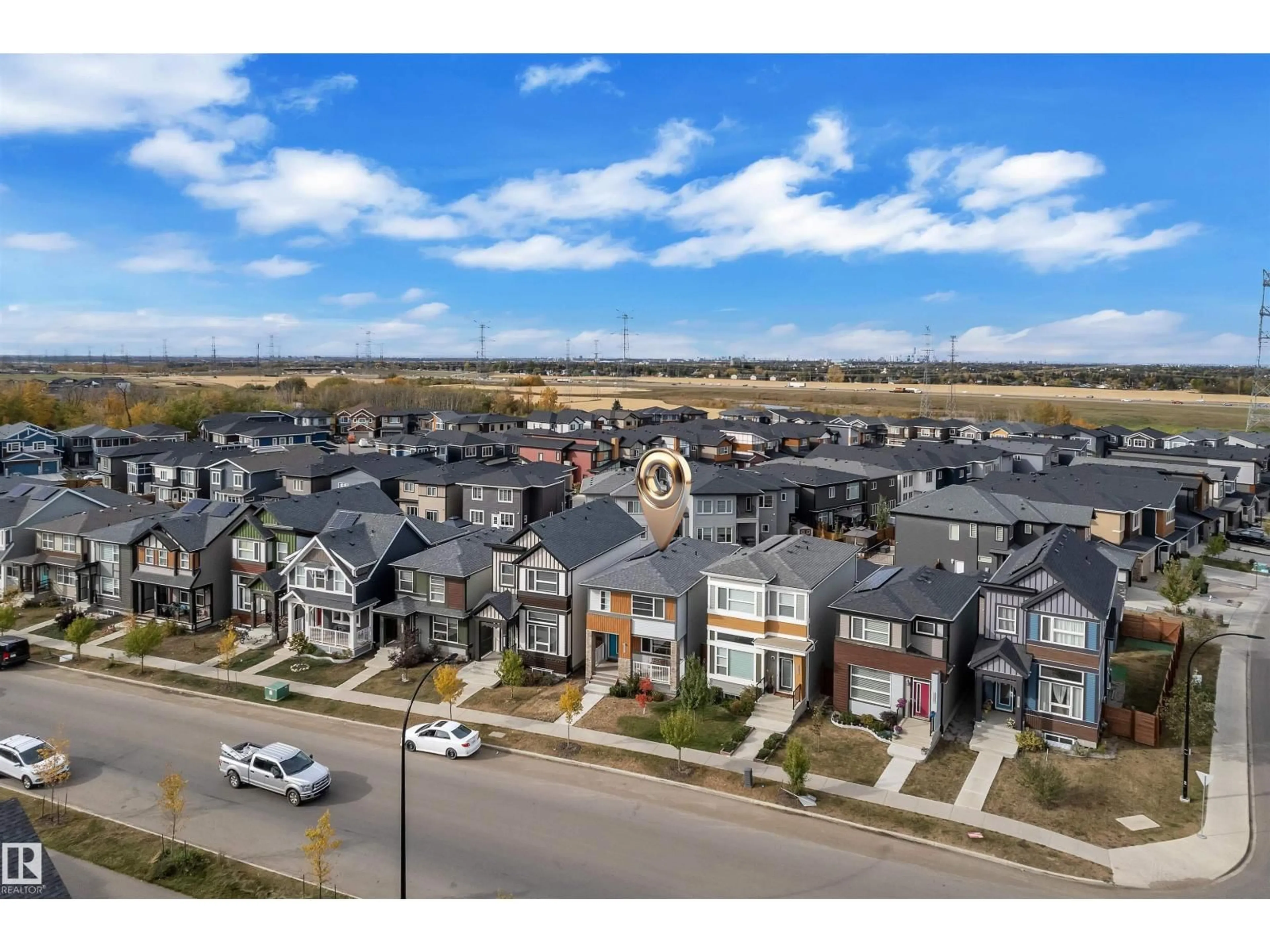 A pic from outside/outdoor area/front of a property/back of a property/a pic from drone, unknown for 176 CHARLESWORTH DR, Edmonton Alberta T6X2W5