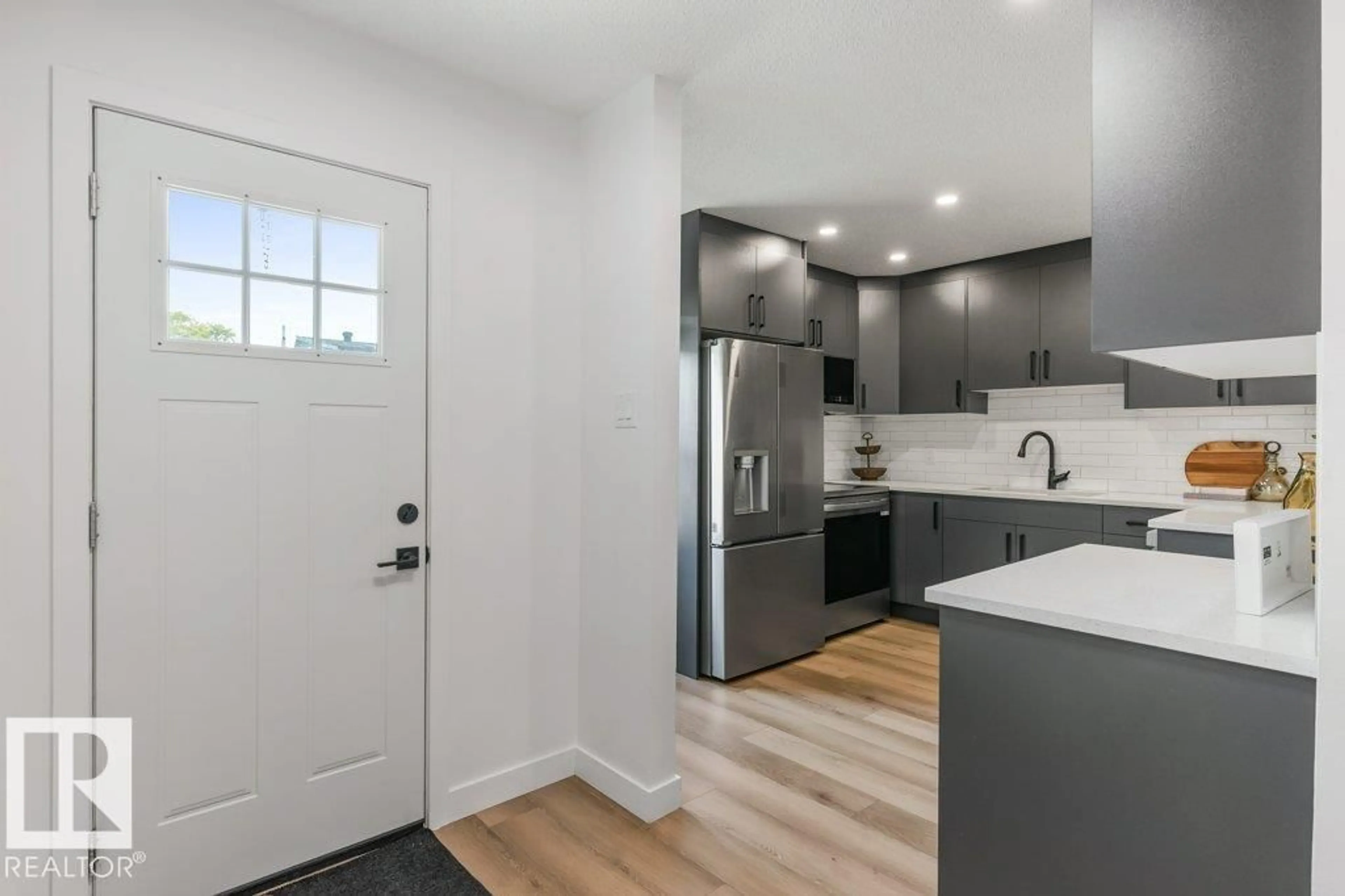 Open concept kitchen, unknown for 65 GREENFIELD ES, St. Albert Alberta T8N2G2