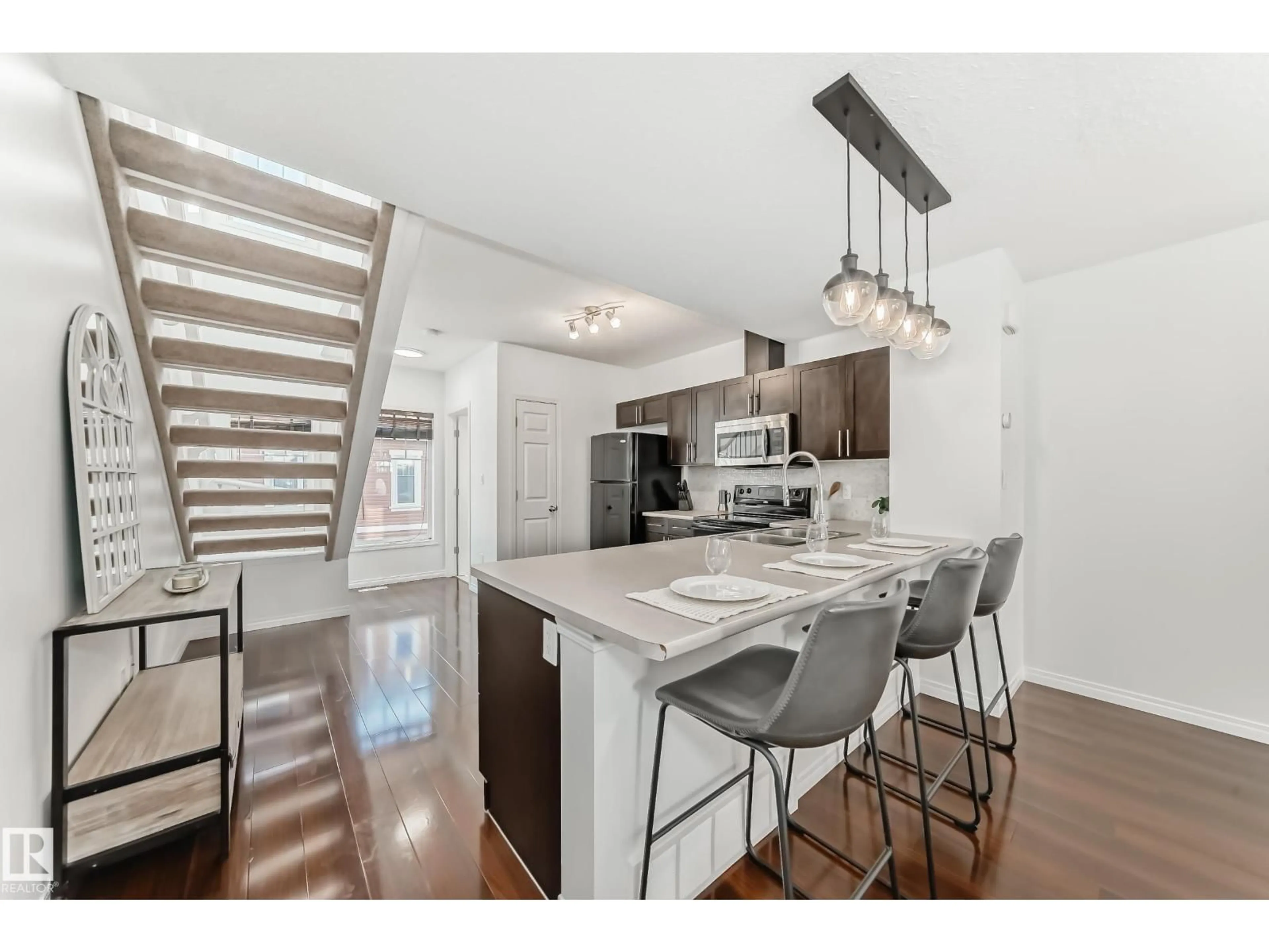 Open concept kitchen, unknown for #54 - 16243 TOWNE CENTRE BV, Edmonton Alberta T6R0S3