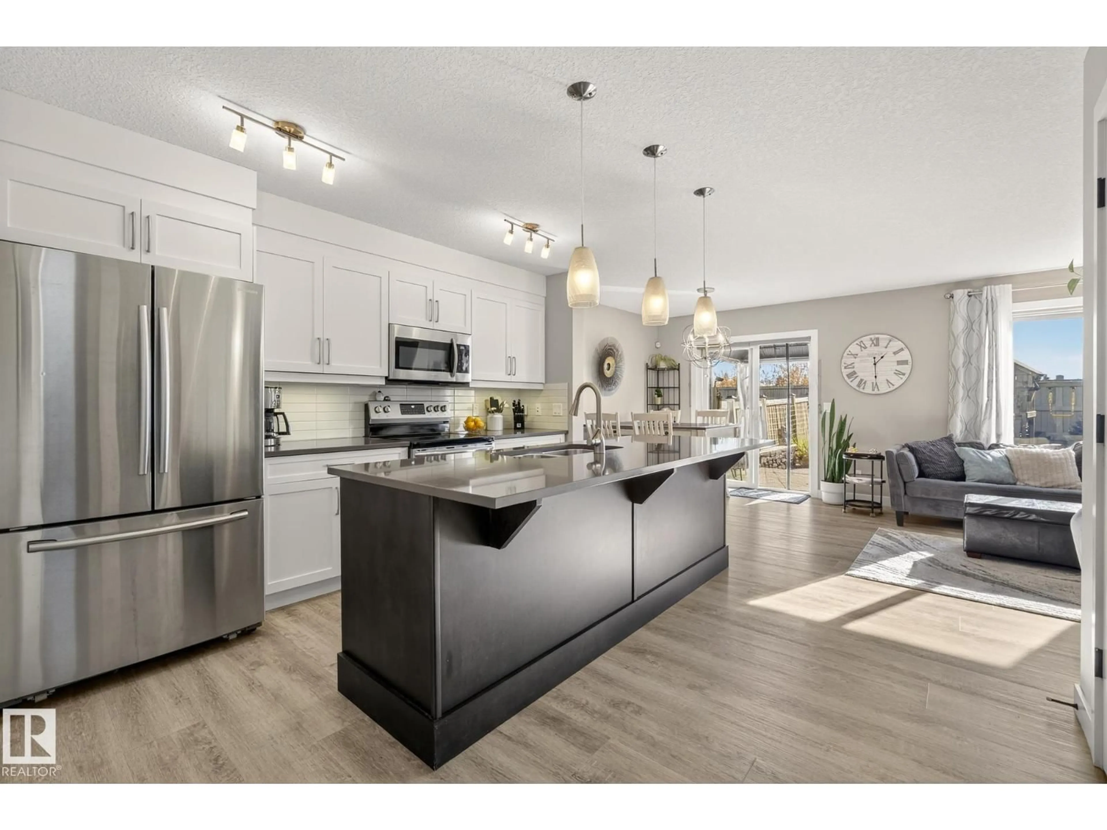 Open concept kitchen, unknown for 7139 CARDINAL WY, Edmonton Alberta T6W1Z3