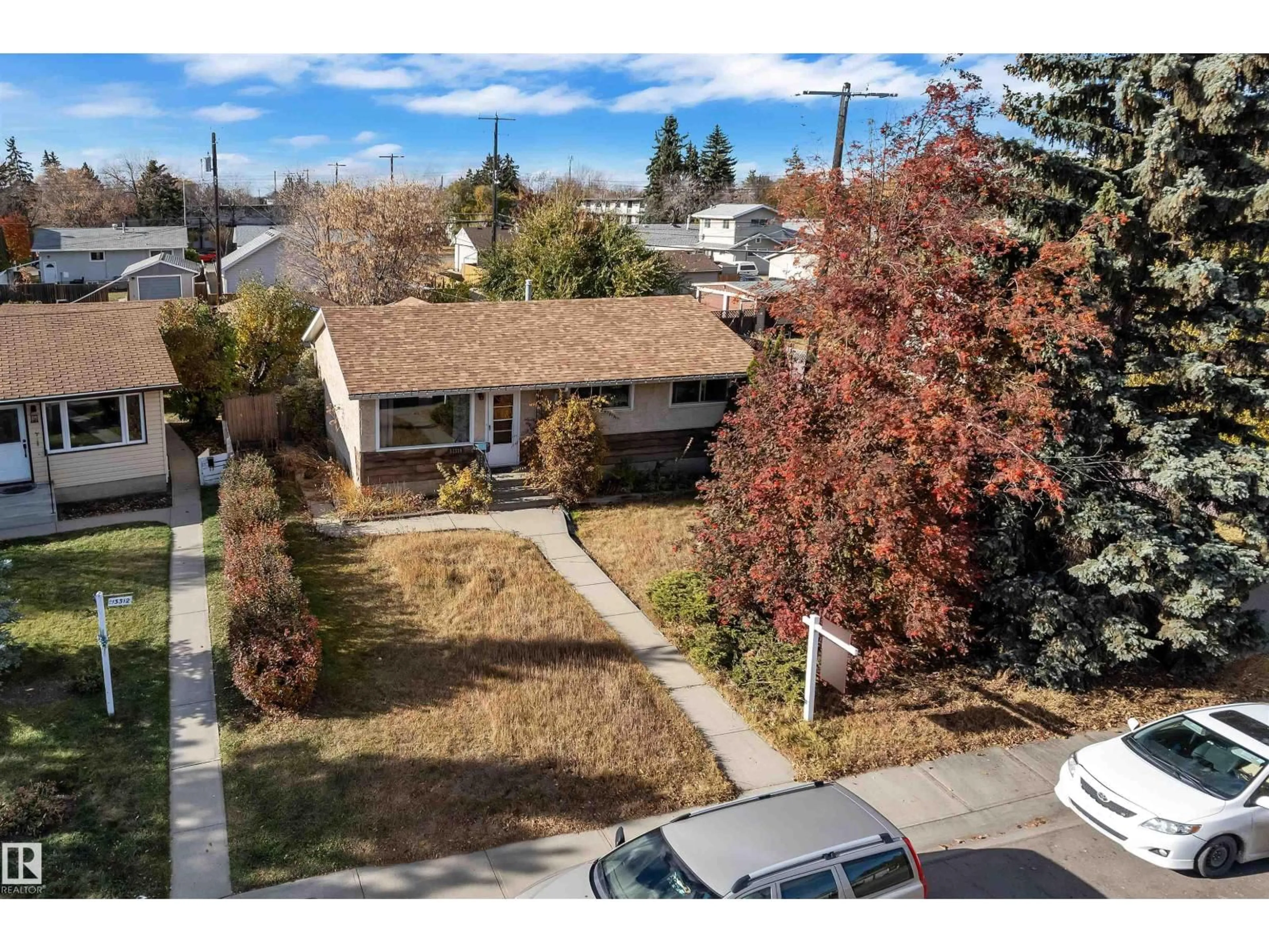 A pic from outside/outdoor area/front of a property/back of a property/a pic from drone, street for NW - 13316 139 ST, Edmonton Alberta T5L2C2