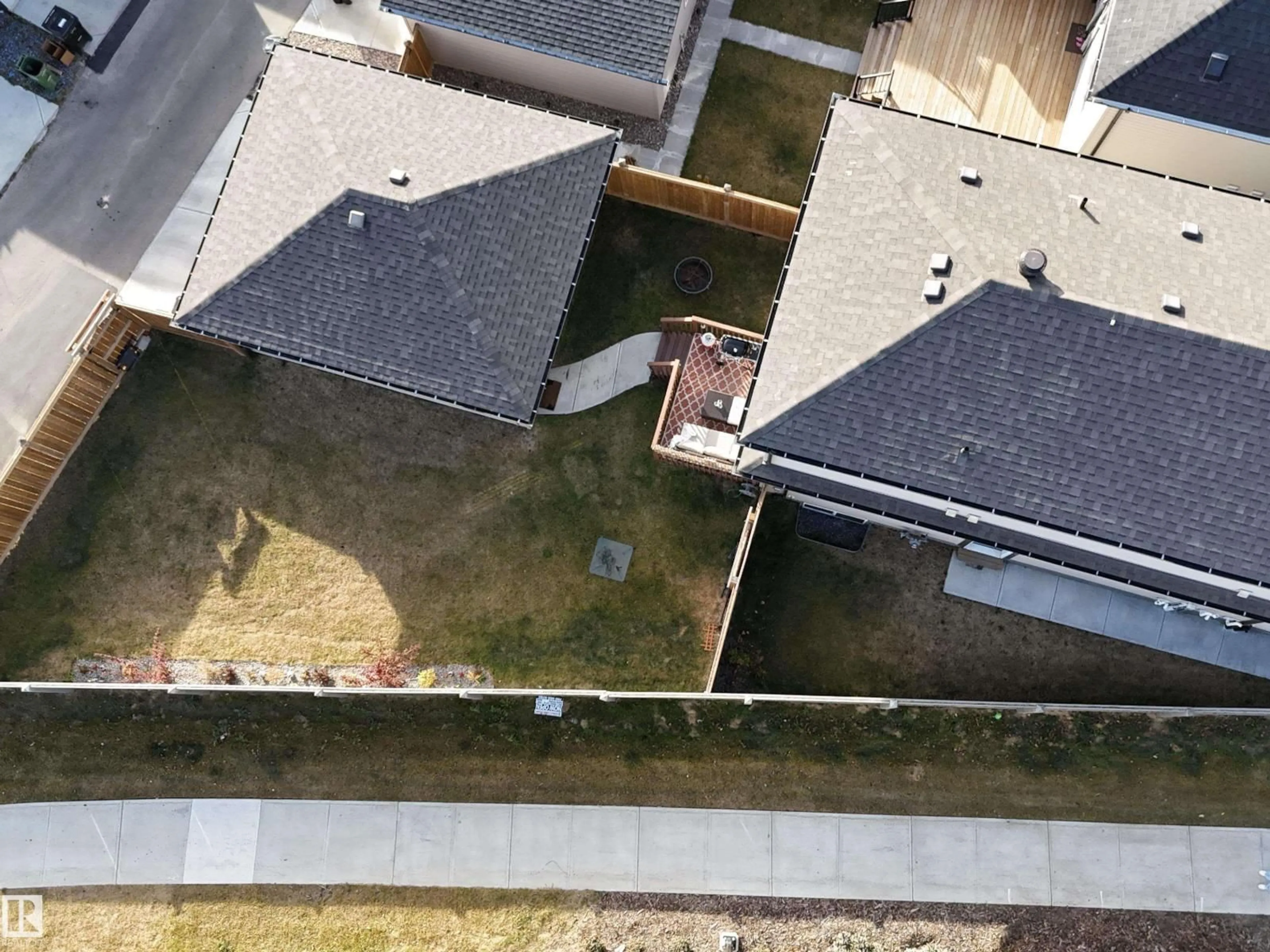 A pic from outside/outdoor area/front of a property/back of a property/a pic from drone, city buildings view from balcony for 5760 CAUTLEY CR, Edmonton Alberta T6W4X8