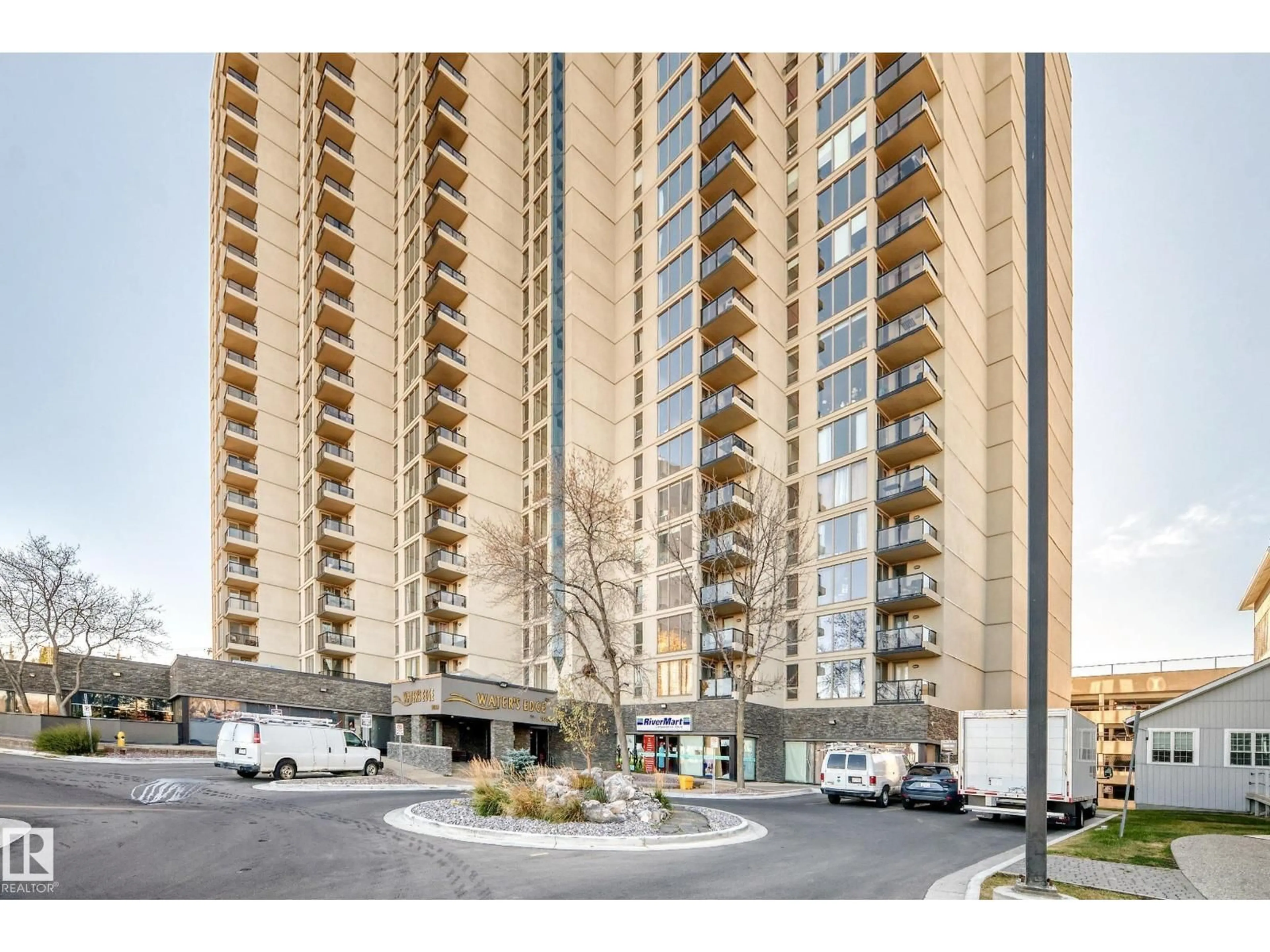Patio, unknown for #208 - 10149 SASKATCHEWAN DR, Edmonton Alberta T6E6B6