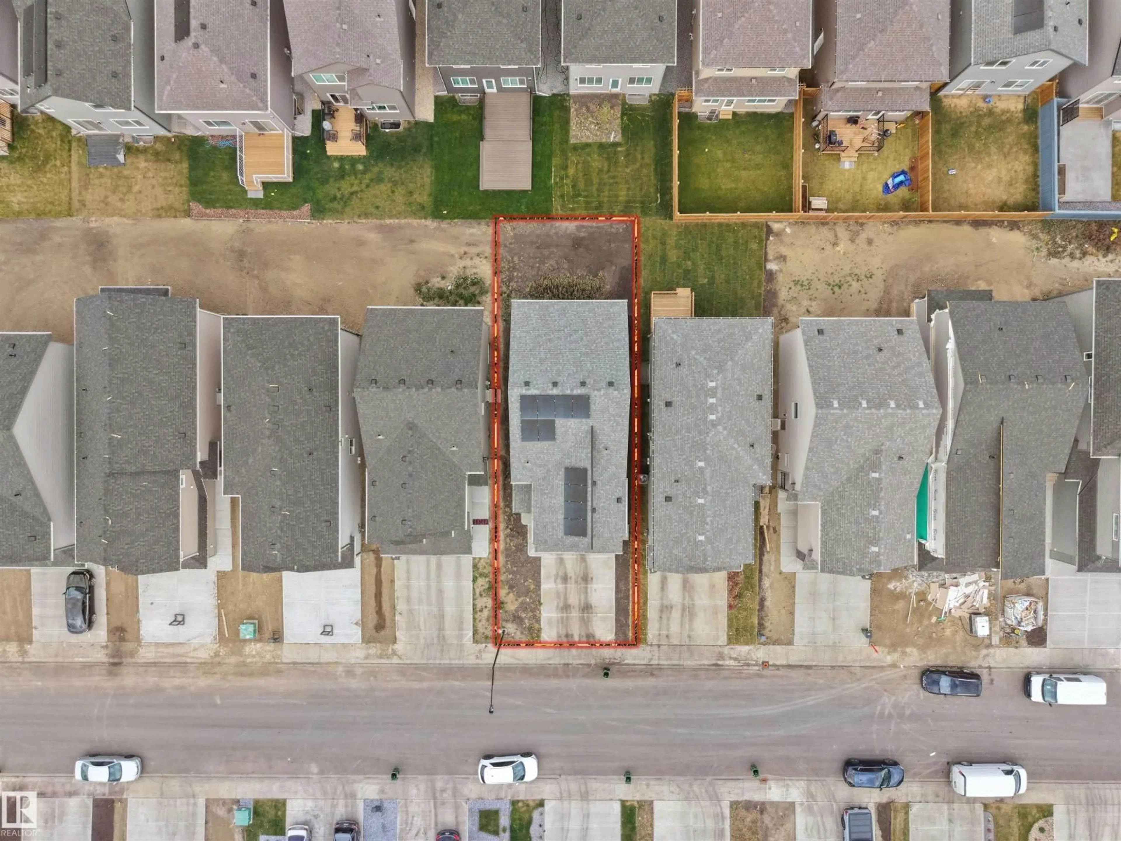 A pic from outside/outdoor area/front of a property/back of a property/a pic from drone, street for 3042 DIXON LANDING LD, Edmonton Alberta T6W5L2